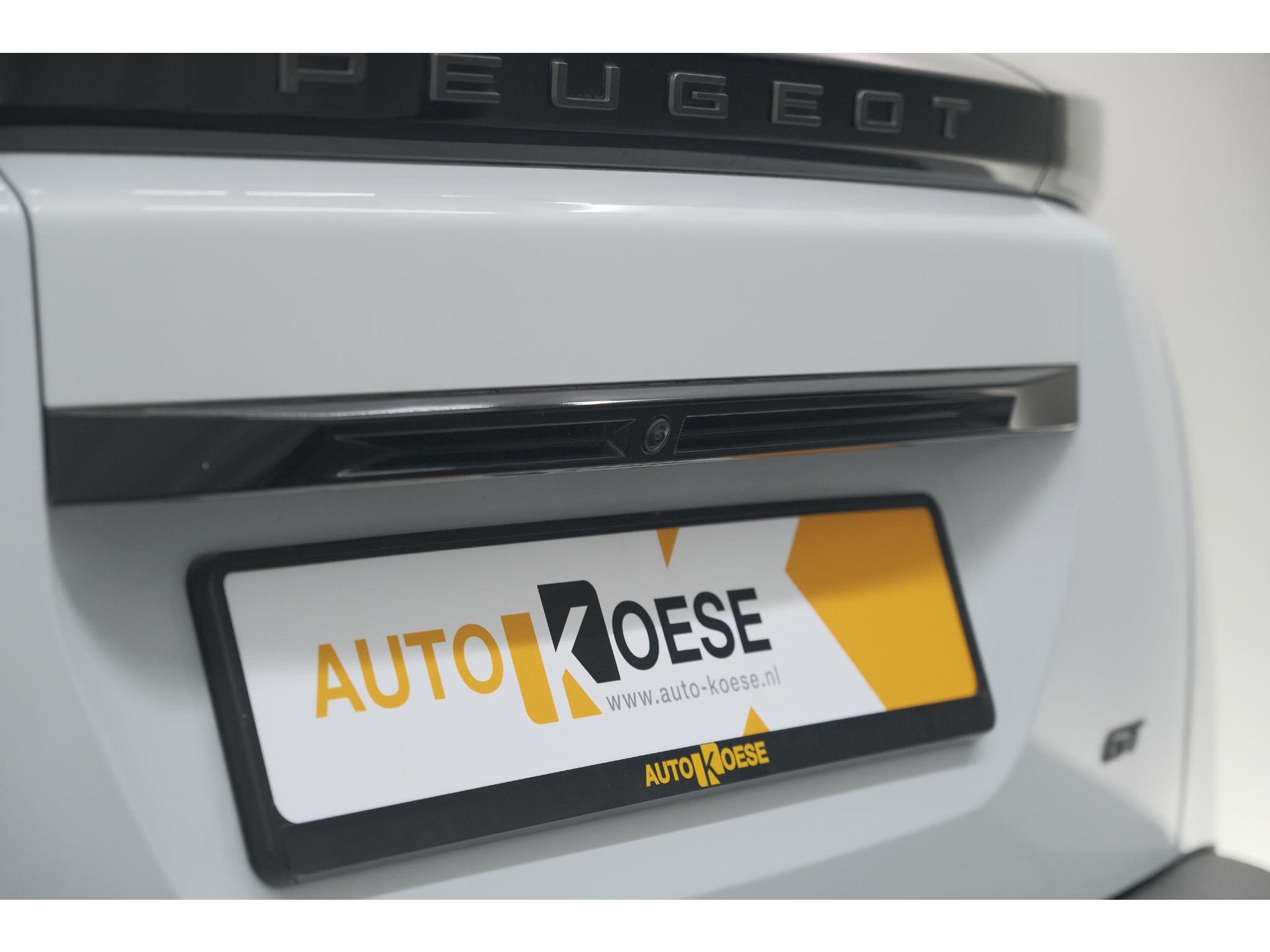 Peugeot 2008 PureTech 130 EAT8 GT | Camera | Apple Carplay | Parkeersensoren