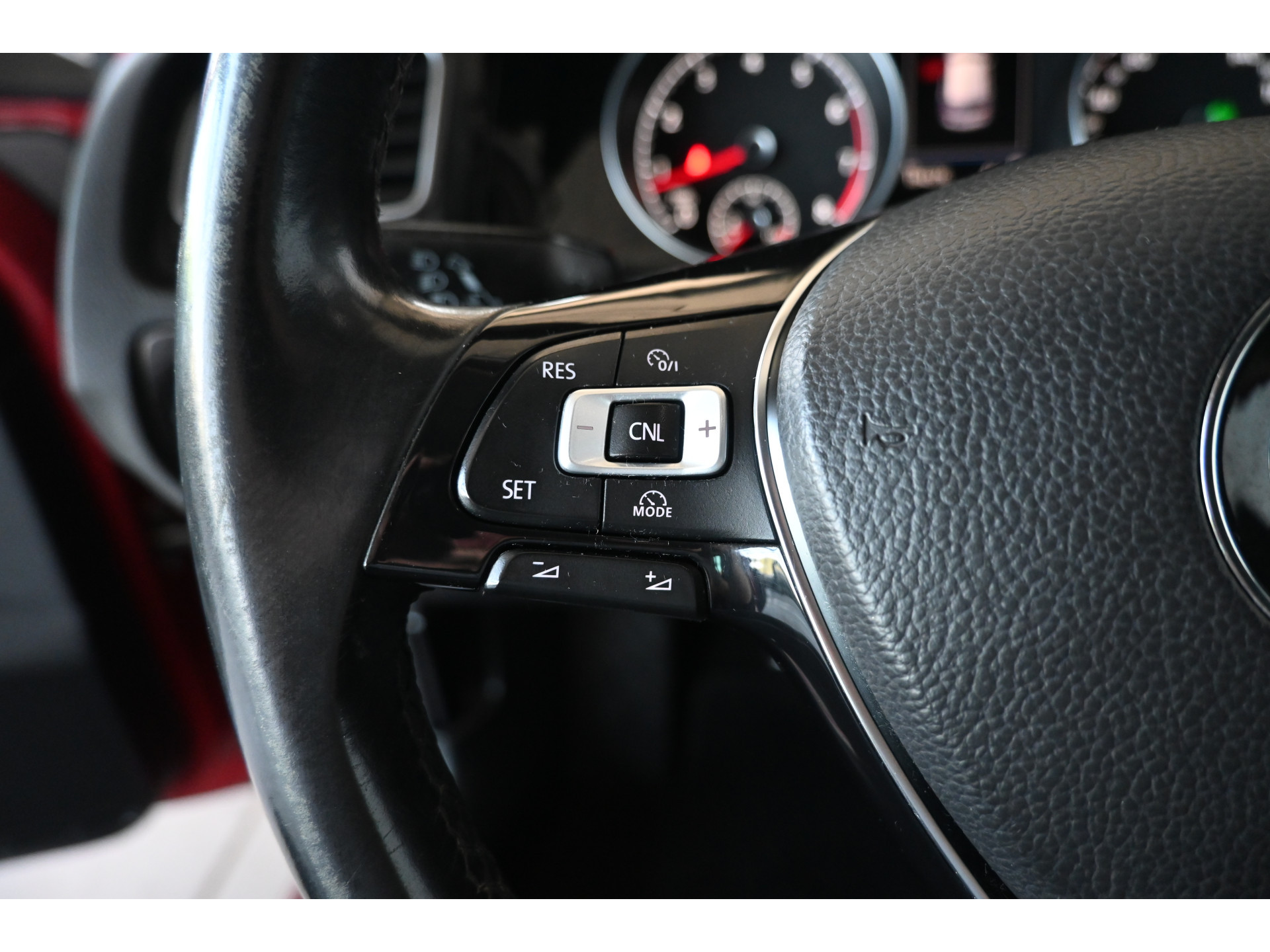 Volkswagen Golf 1.4 TSI Highline Nap Automaat Navigatie Cruise Clima Stoelverwarming Massage Inruil Mogelijk