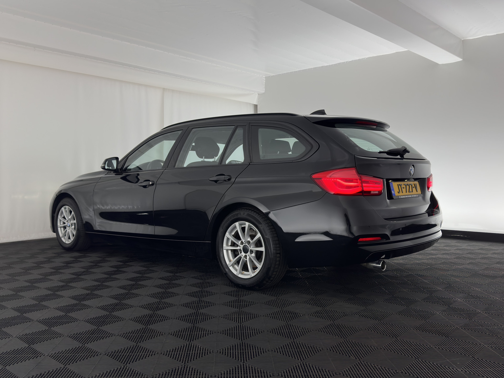 BMW 3-serie Touring 316d Centennial Executive Aut. *FULL-LED | SPORT-SEATS | NAVI-FULLMAP | ECC | PDC | CRUISE | 16''ALU*