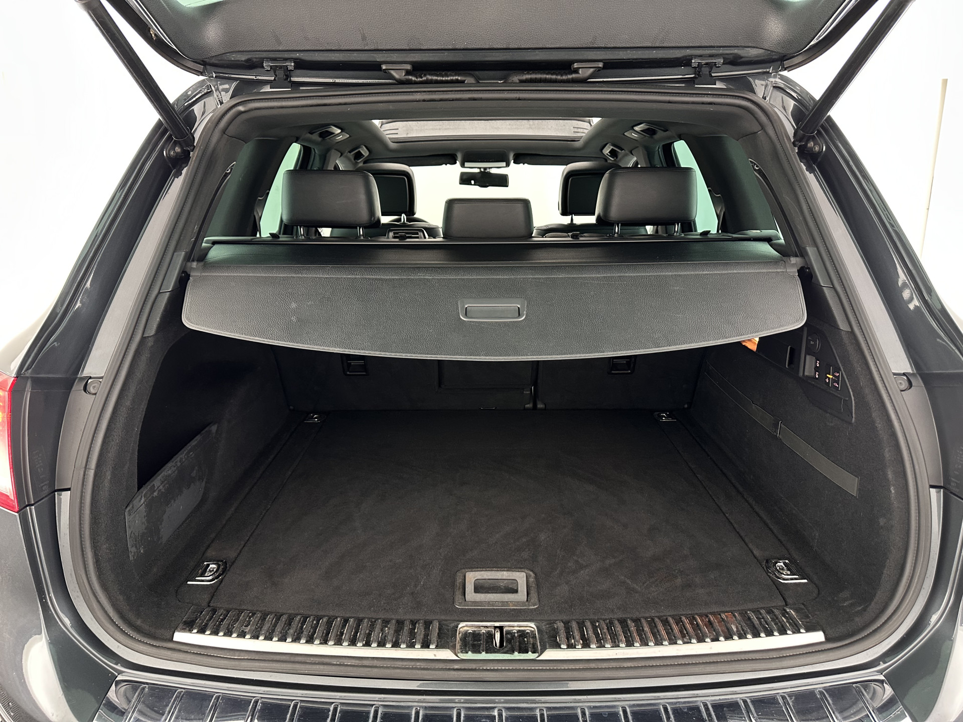 Volkswagen Touareg 3.0 TDI Highline Aut. *PANO | LEATHER | XENON | MEMORY-PACK | DYNAUDIO | NAVI-FULLMAP | AIRSUSPENSION | CAMERA | SHIFTPADDLES | ECC | PDC | CRUISE | TOWBAR | DAB | 18''ALU*