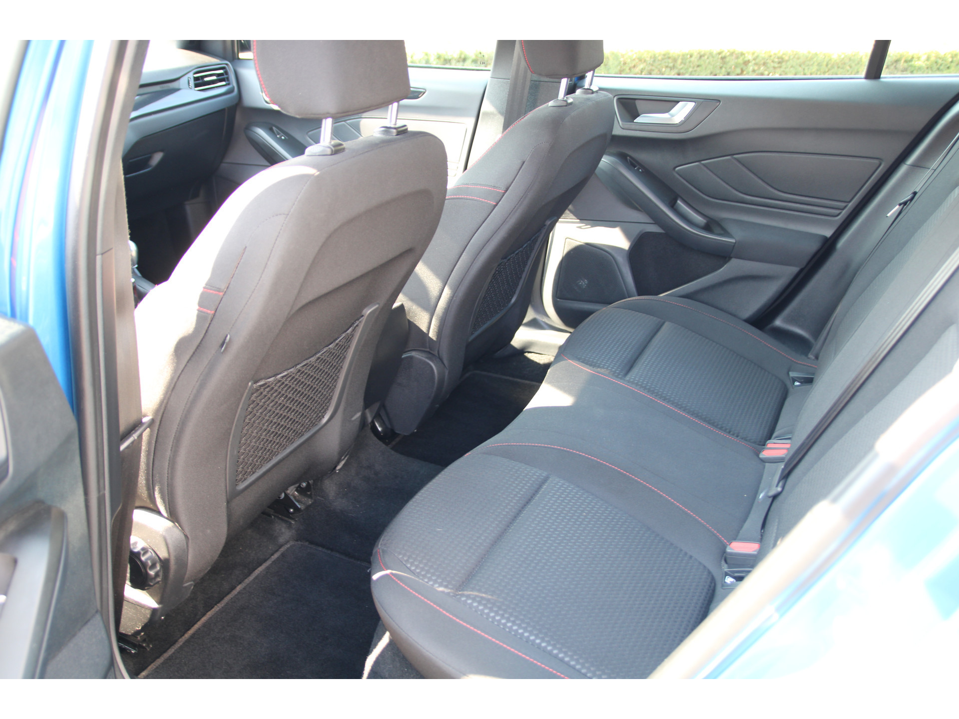 Ford Focus Wagon 1.0 EcoBoost 125 PK Hybrid ST Line WINTER PACK |  GROOT NAVIGATIE | CAMERA