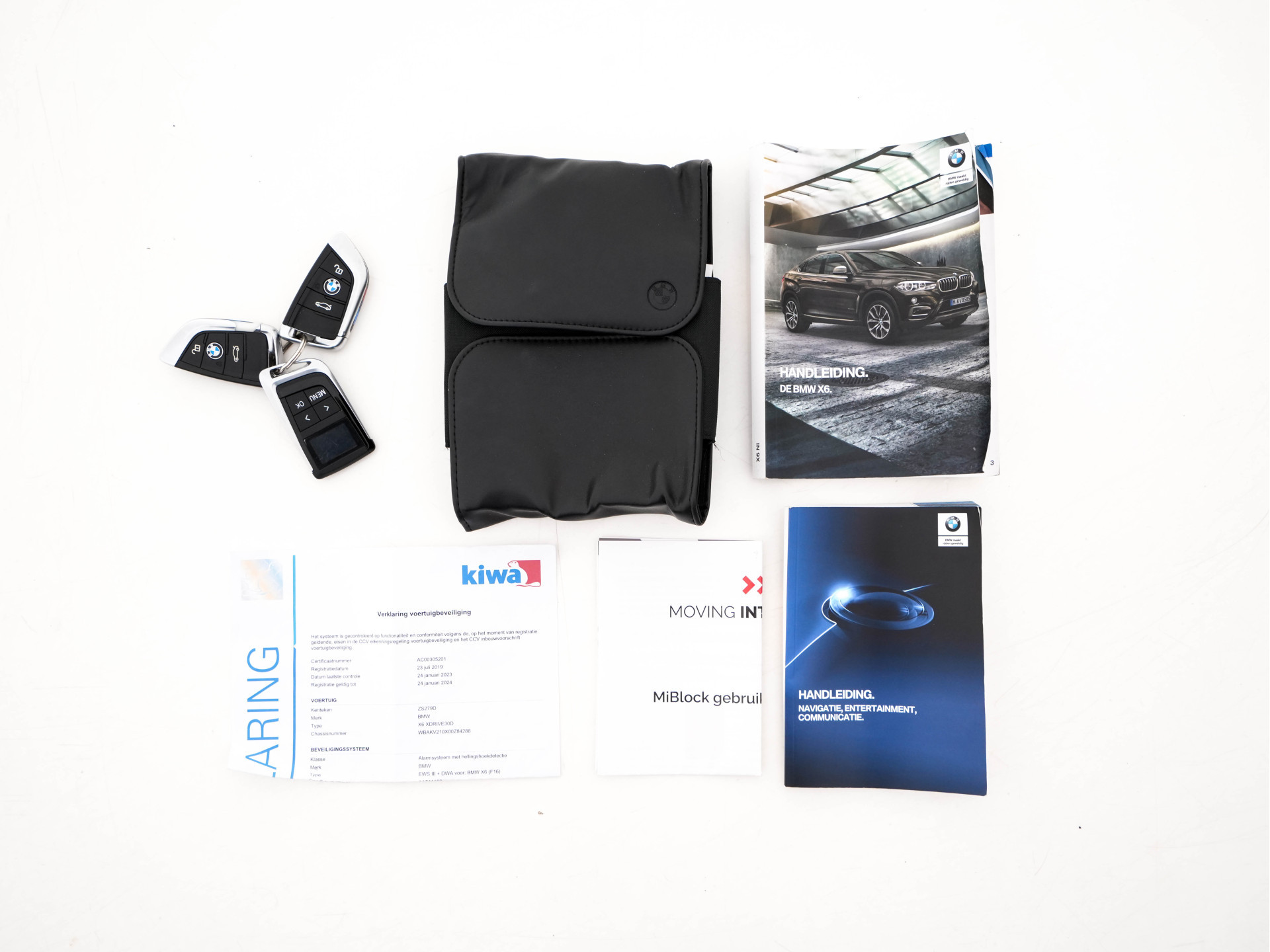 BMW X6 xDrive30d High Executive Design-Edition-Extravagance Aut. *PANO | LEATHER-ALCANTARA | FULL-LED | MEMORY-PACK | HEAD-UP | HIFI-SOUND | KEYLESS | DAB+ | BLIND-SPOT | CAMERA | HEATED-SPORTSEATS | SHIFTPADDLES | SOFTCLOSE | TOWBAR | 20''ALU*