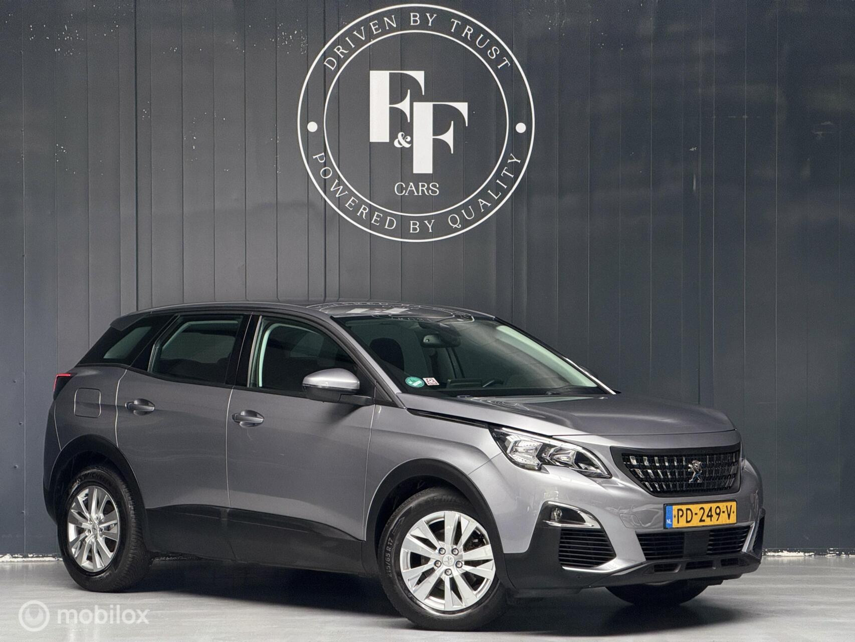 Peugeot 3008 1.2 PureTech Active|Automaat|CarPlay|Camera|Trekhaak|NAP