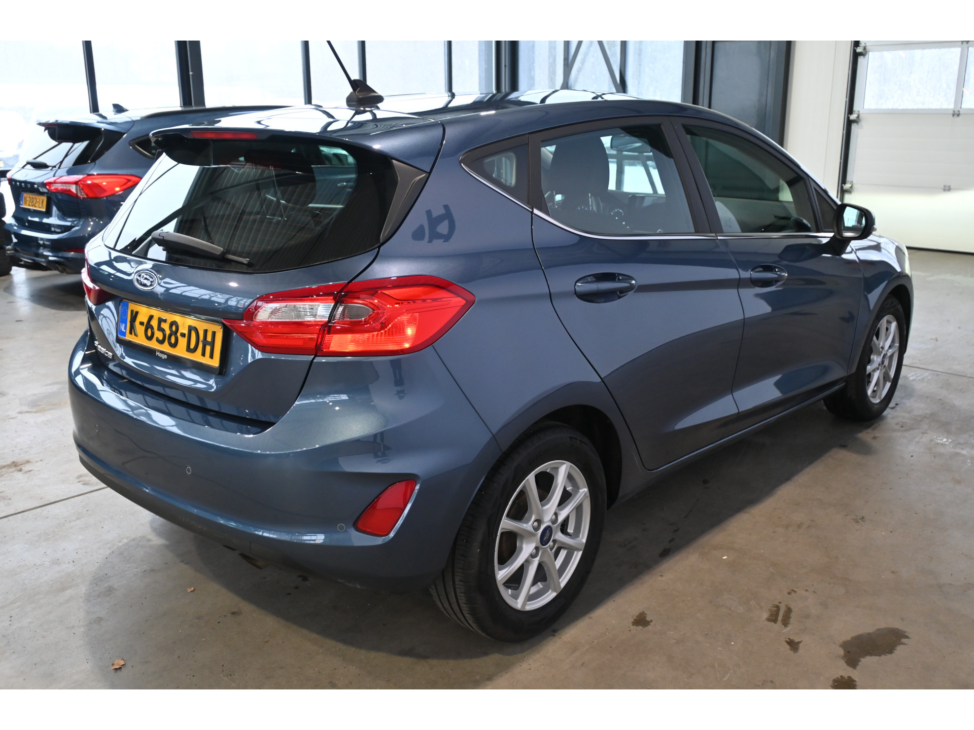 Ford Fiesta 1.0 EcoBoost Titanium Automaat Clima Navigatie LED Carplay Rijklaarprijs Inruil Mogelijk!