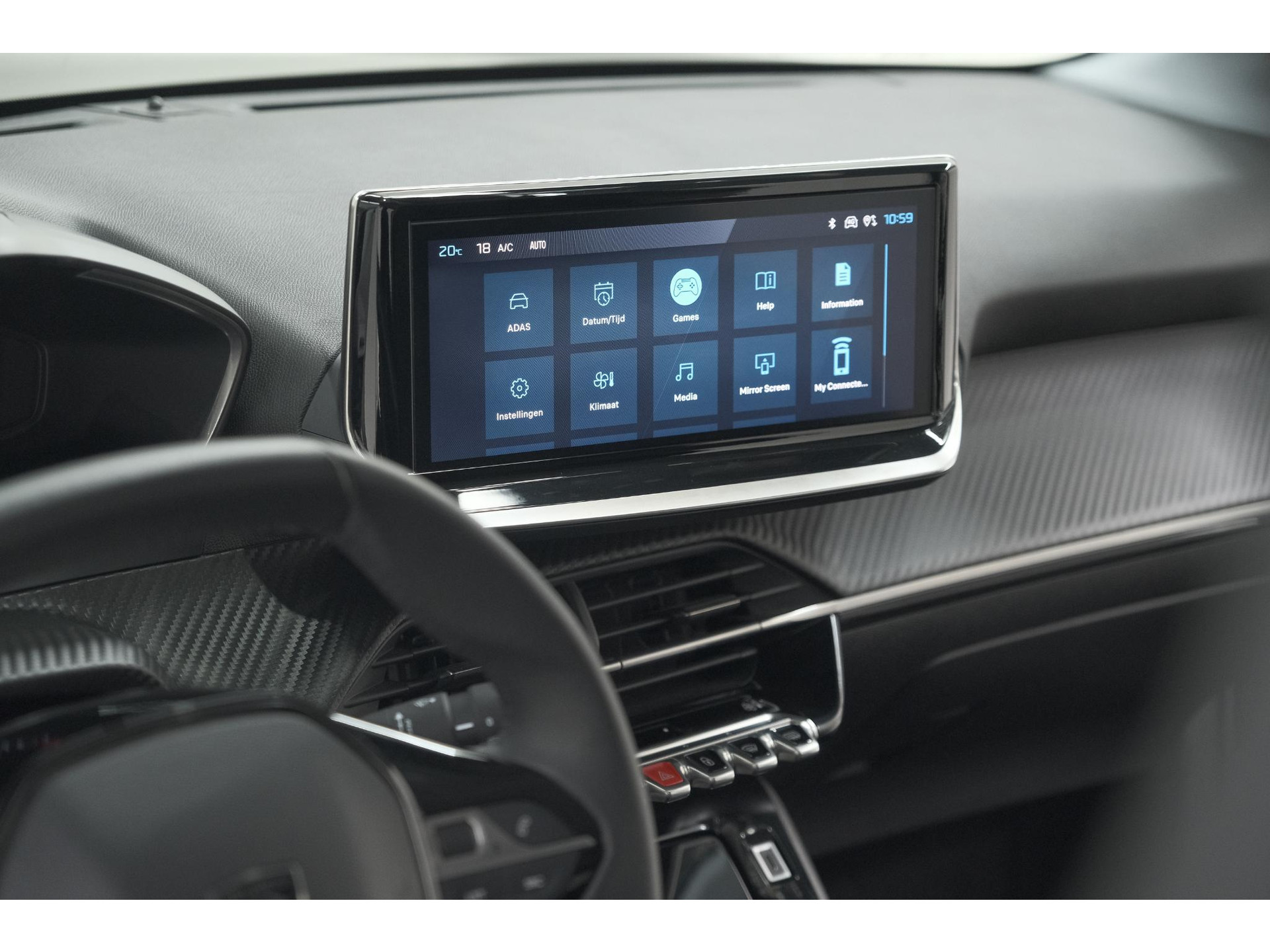 Peugeot 208 PureTech 100 Allure | Parkeersensoren | Navigatie | Apple Carplay