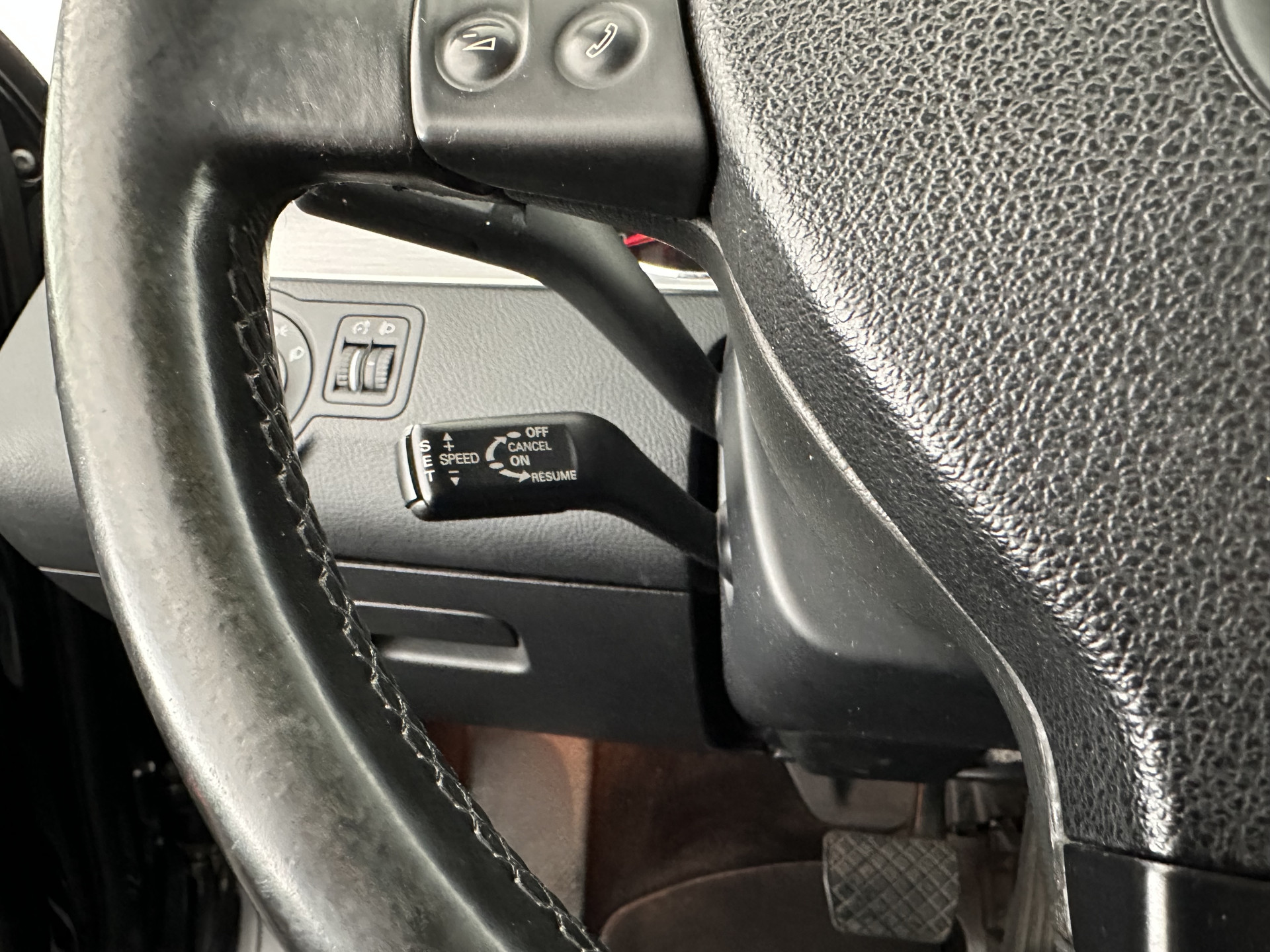 Volkswagen Passat 2.0 FSI Highline Aut. *NAVI-FULLMAP | LEATHER-ALCANTARA | SPORT-SEATS | ECC | HEATED-SEATS | PDC | CRUISE*