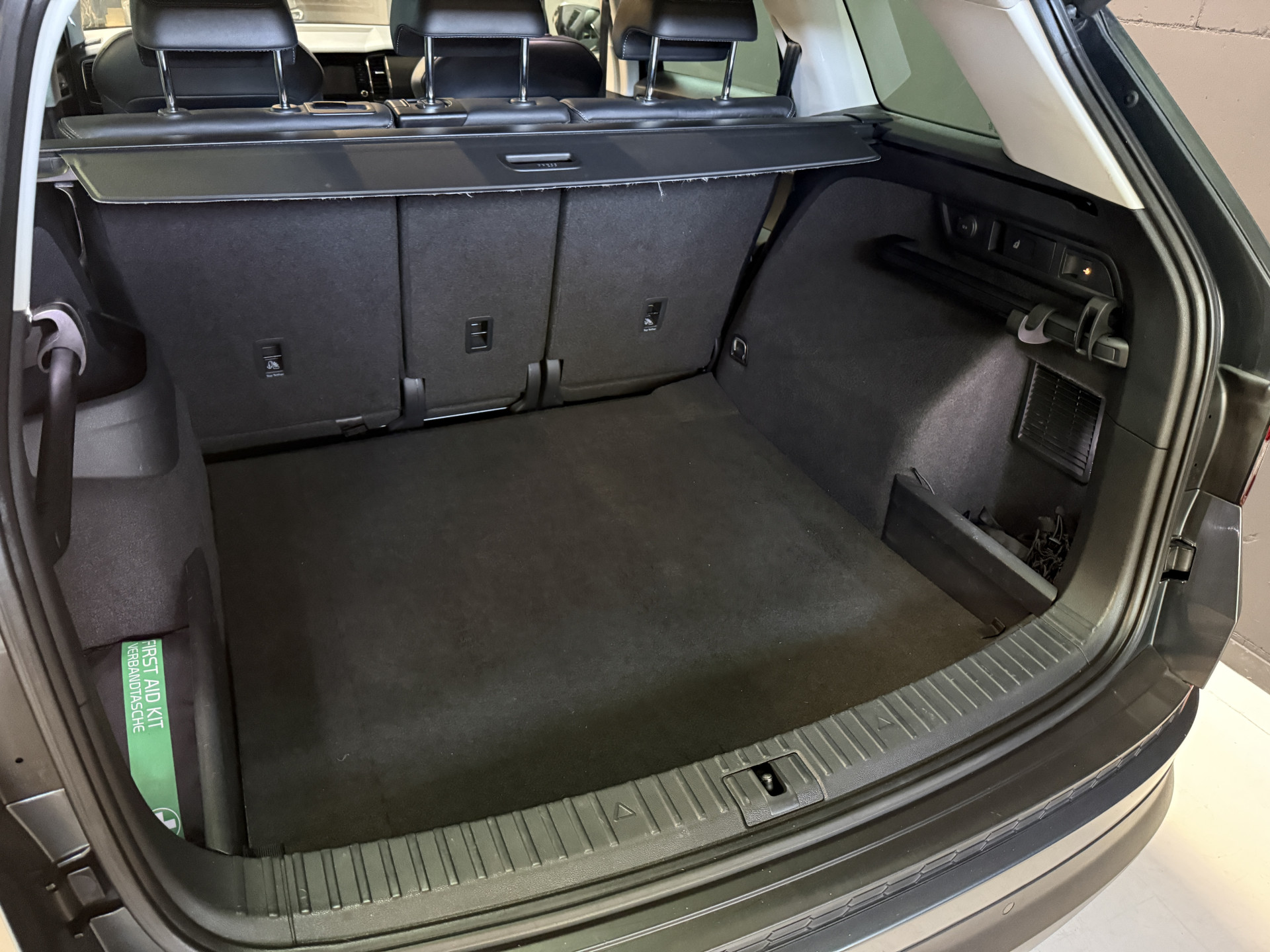 ŠKODA Kodiaq 1.5 TSI Business Edition | Panoramadak | Apple Carplay | Stoelverwarming