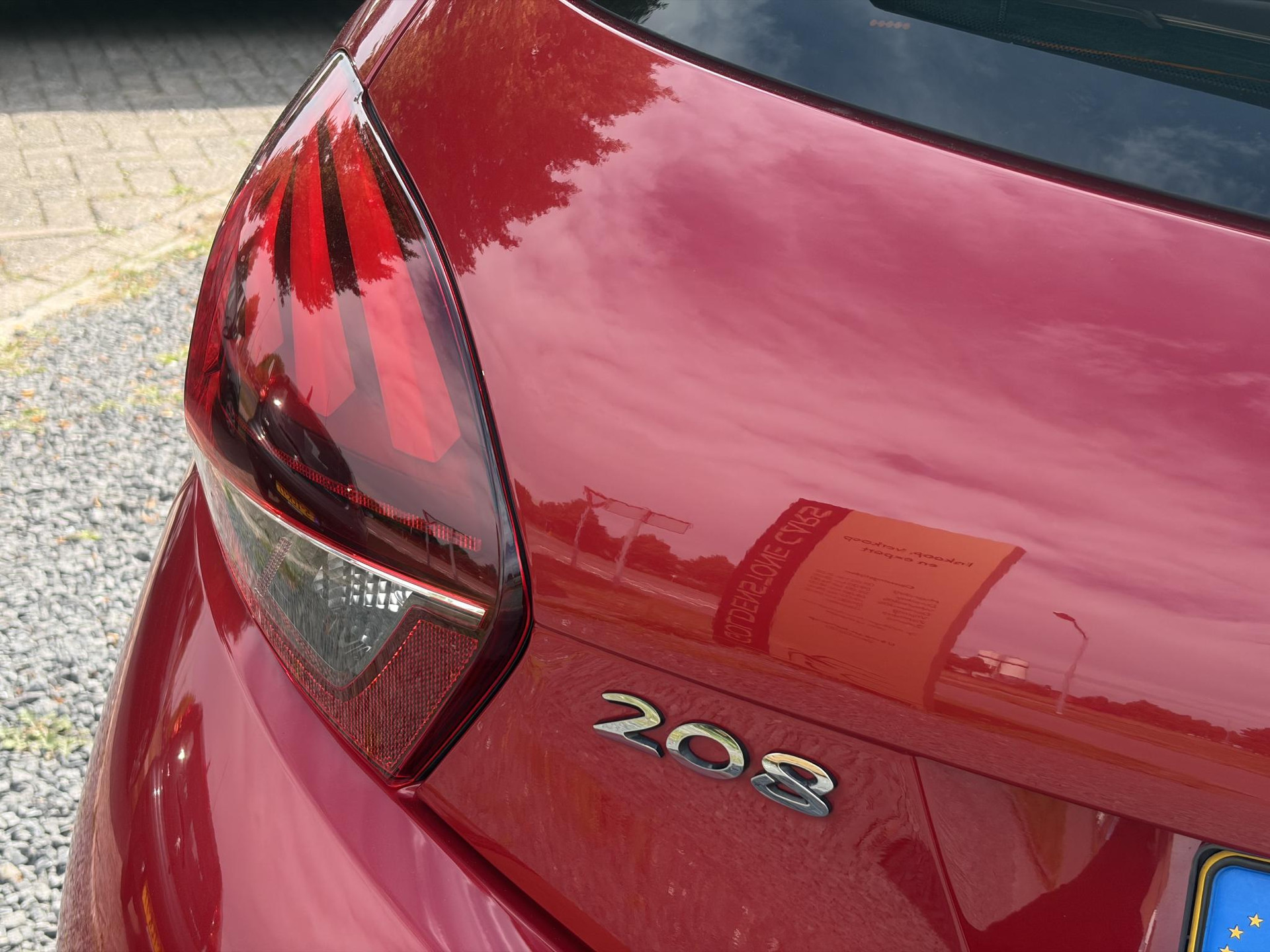 Peugeot 208 1.2 PureTech Blue Lion ✓D-riem vv in 2025✓1e Eigenaar✓Navi✓Carplay✓Trekhaak✓Recent beurt gehad✓Airco✓Cruise✓5 Deurs✓Pdc✓N.A.P✓Apk tot 03-2027