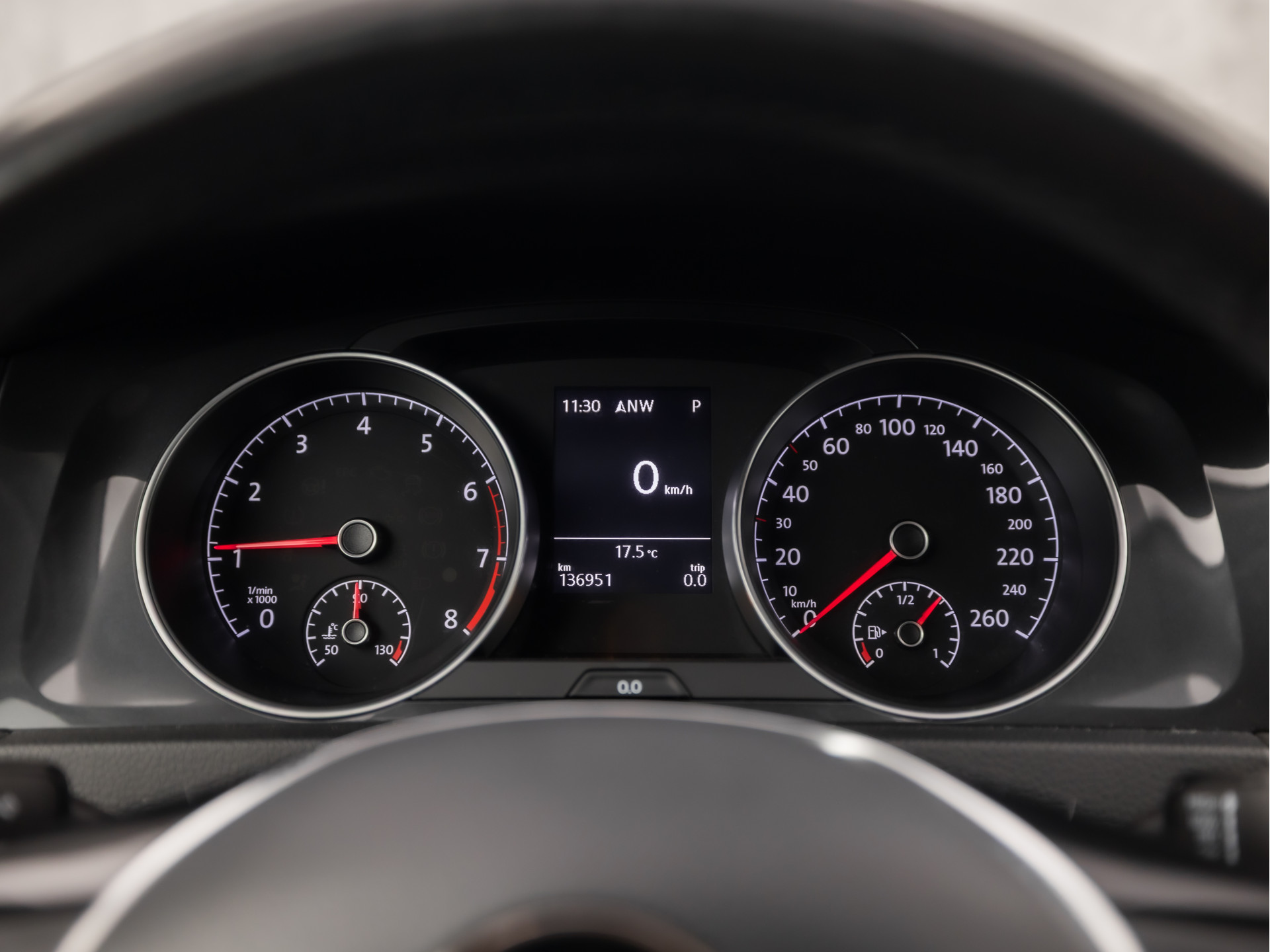 Volkswagen Golf Variant 1.0 TSI Sportline 116Pk Automaat (GROOT NAVI, APPLE CARPLAY, CLIMATE, ADAPTIVE CRUISE, PARKEERSENSOREN, LM VELGEN, NIEUWE APK, NIEUWSTAAT)