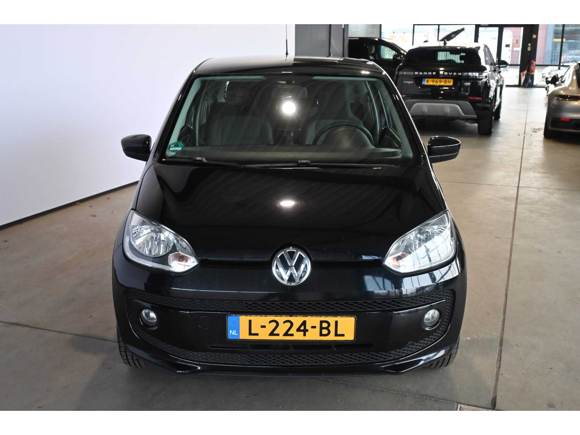 Volkswagen Up! 1.0 move up! Airco Stoelverwarming Goed Onderhouden! Inruil Mogelijk!