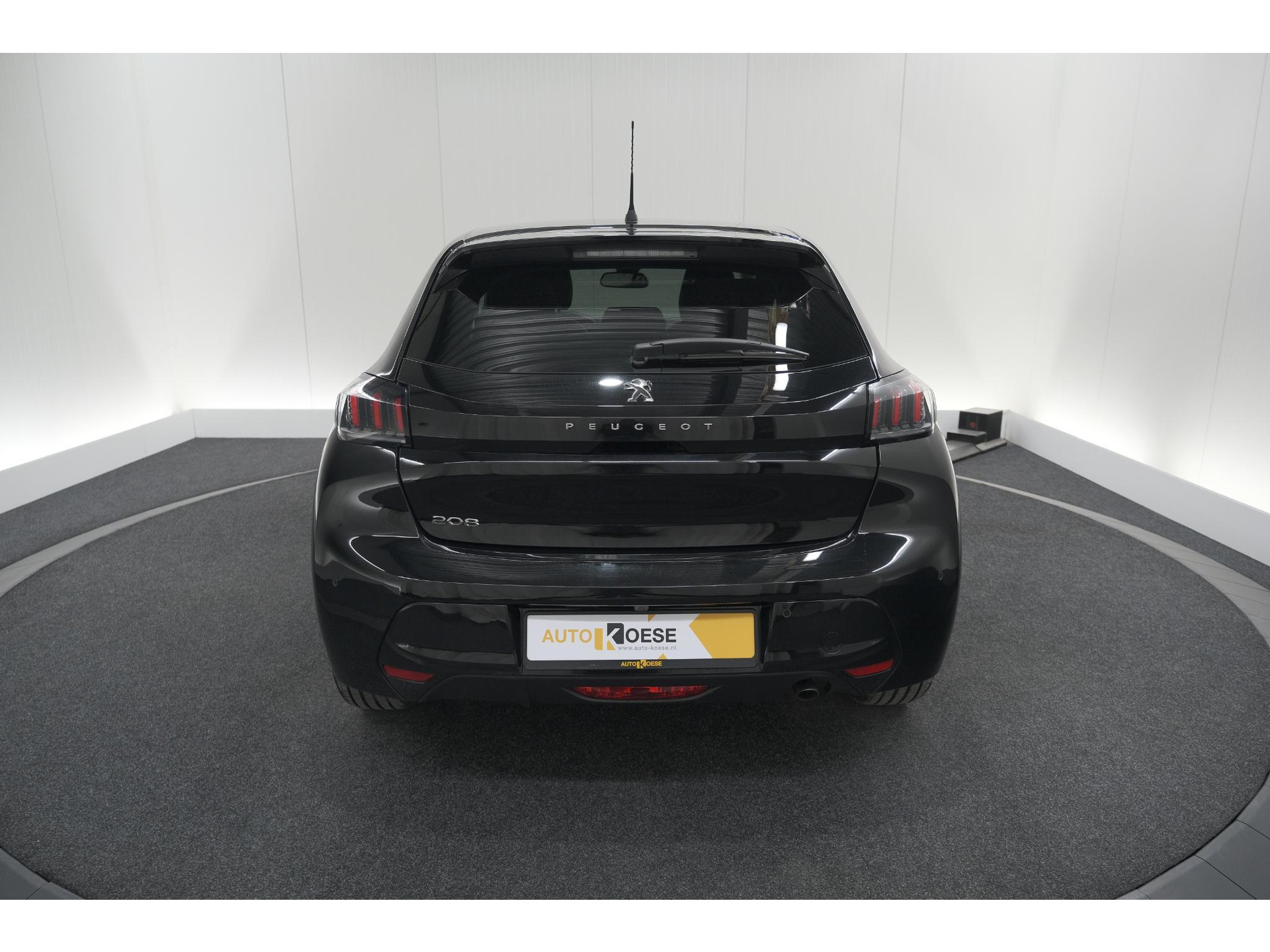 Peugeot 208 PureTech 100 Allure Pack | Camera | Apple Carplay | Stoelverwarming | Parkeersensoren