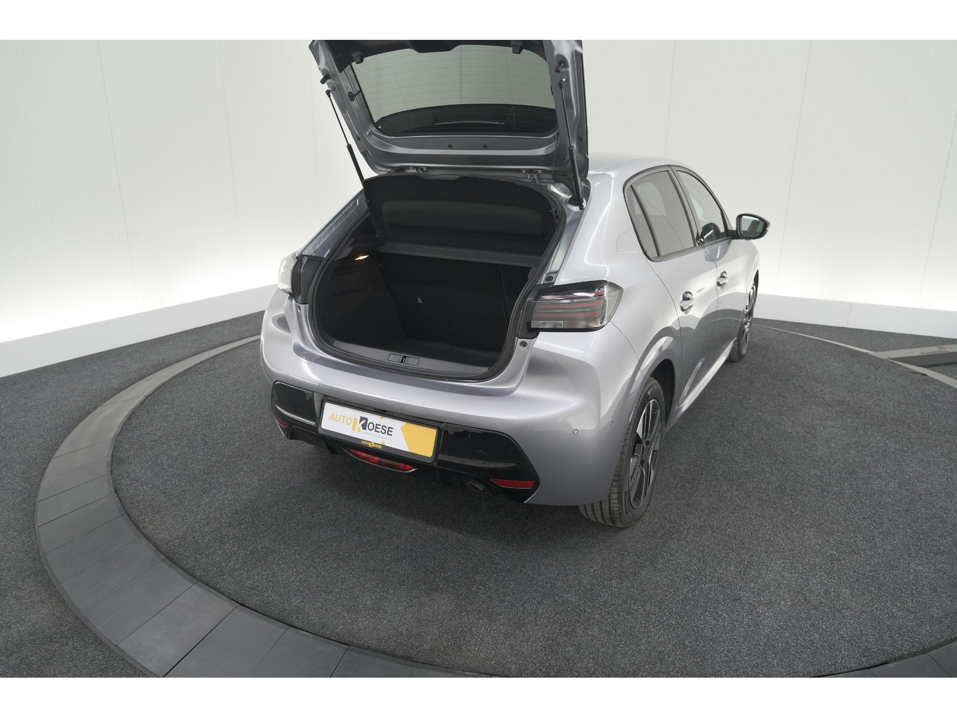 Peugeot 208 PureTech 100 Allure | 360 Camera | Adaptieve Cruise Control | Dodehoekdetectie