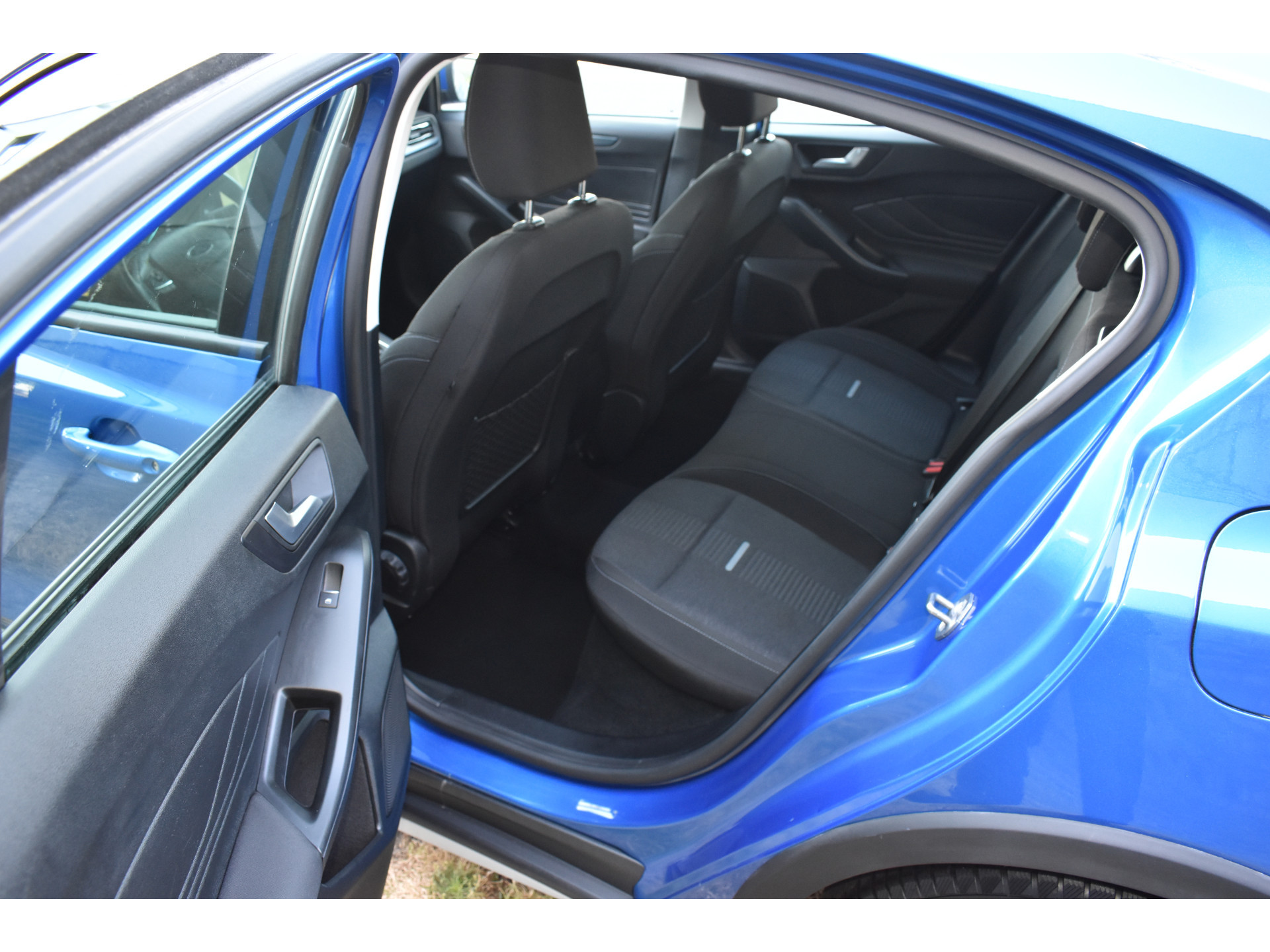 Ford Focus 1.0 92 kW AT Active MHEV Automaat Navigatie Pdc Stoel/stuur verwarming