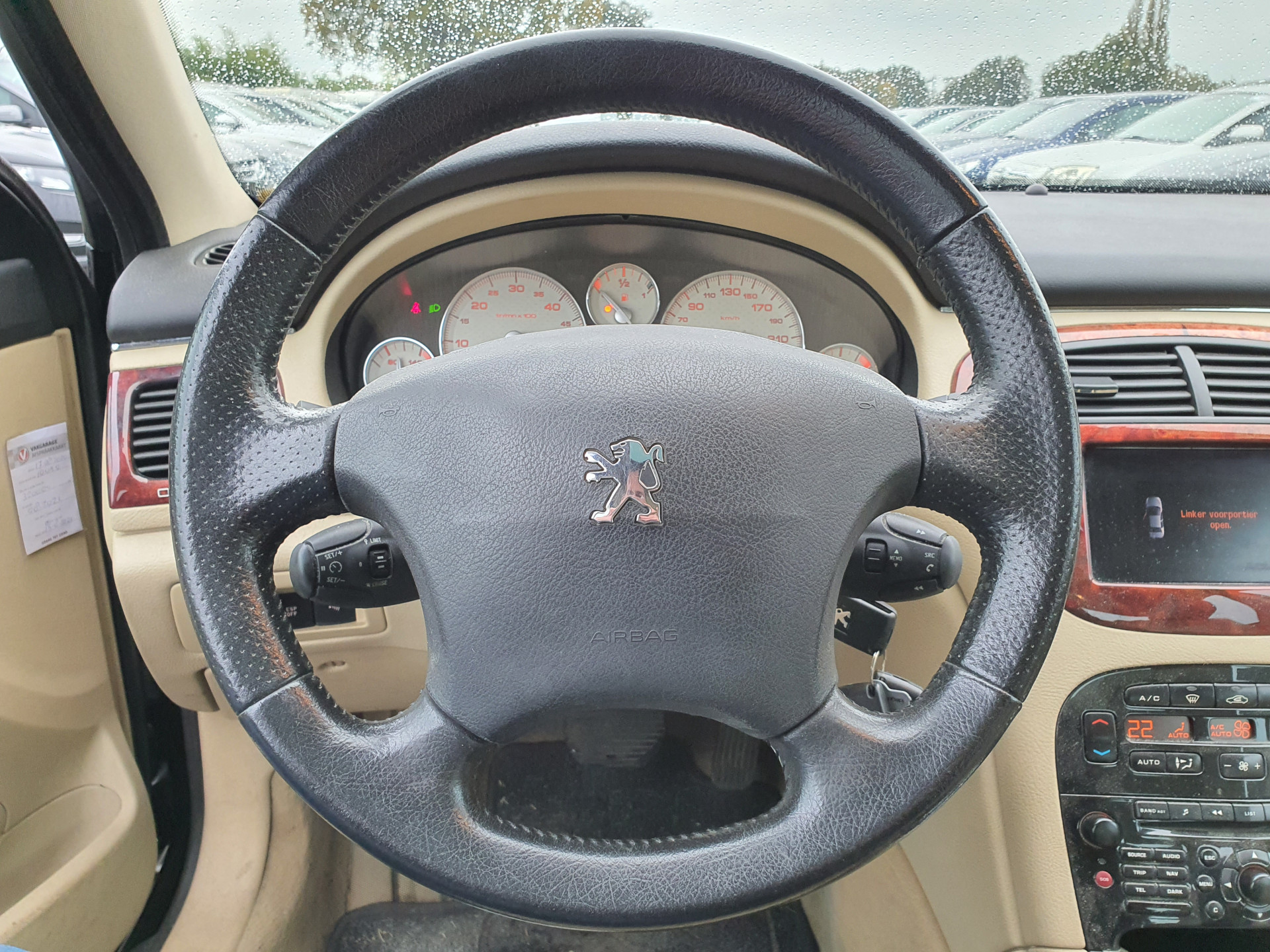 Peugeot 607 2.7 HDiF Executive Ivoire-Pack Aut. *PANO | XENON | NAPPA-FULL-LEATHER | NAVI-FULLMAP | CRUISE | MEMORY-PACK | HEATD-COMFORTSEATS | TOWBAR | HEATED-SEATS | 17"ALU*