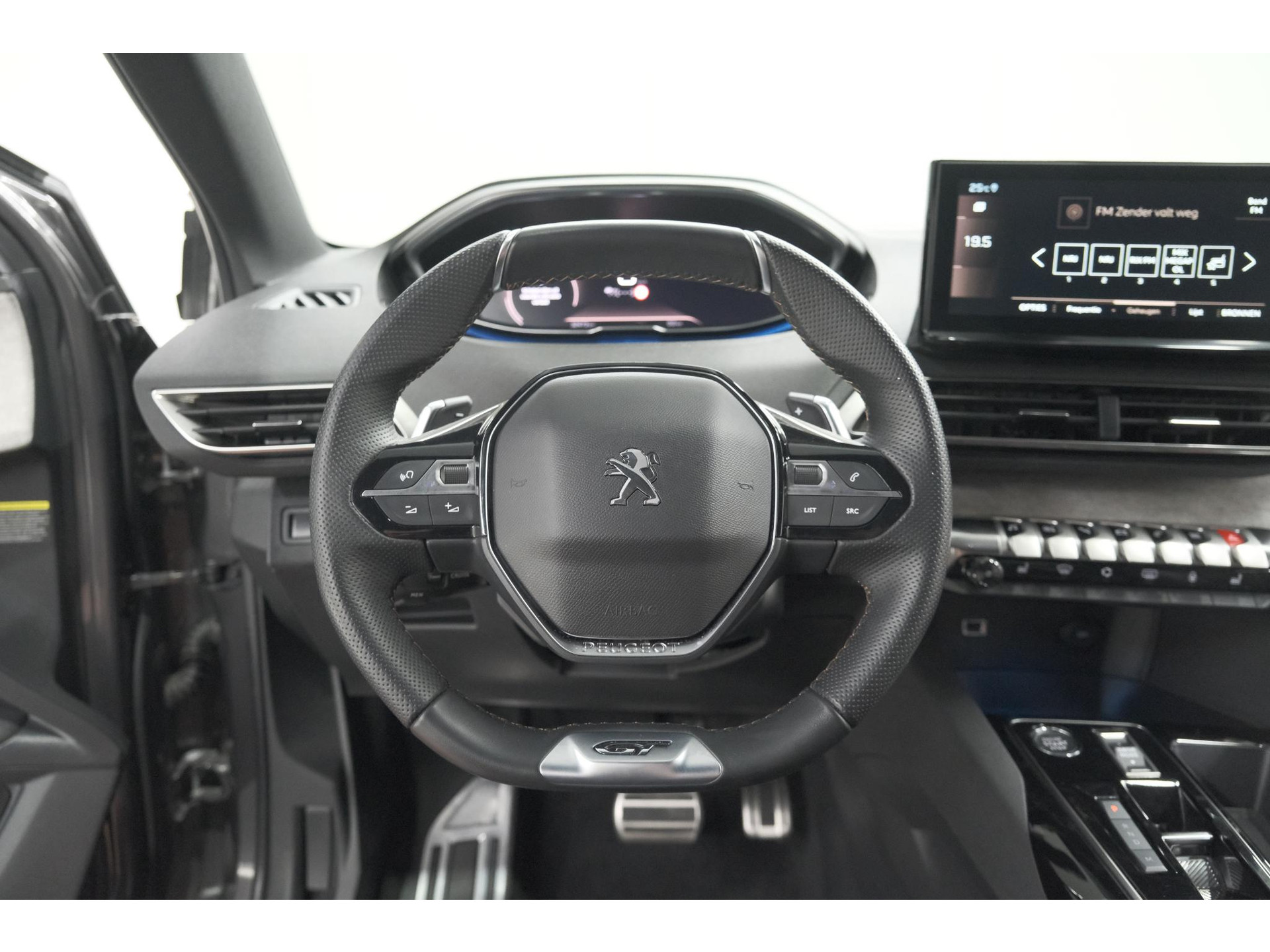 Peugeot 3008 PureTech 130 EAT8 GT | Camera | Dodehoekdetectie | Adaptieve Cruise Control