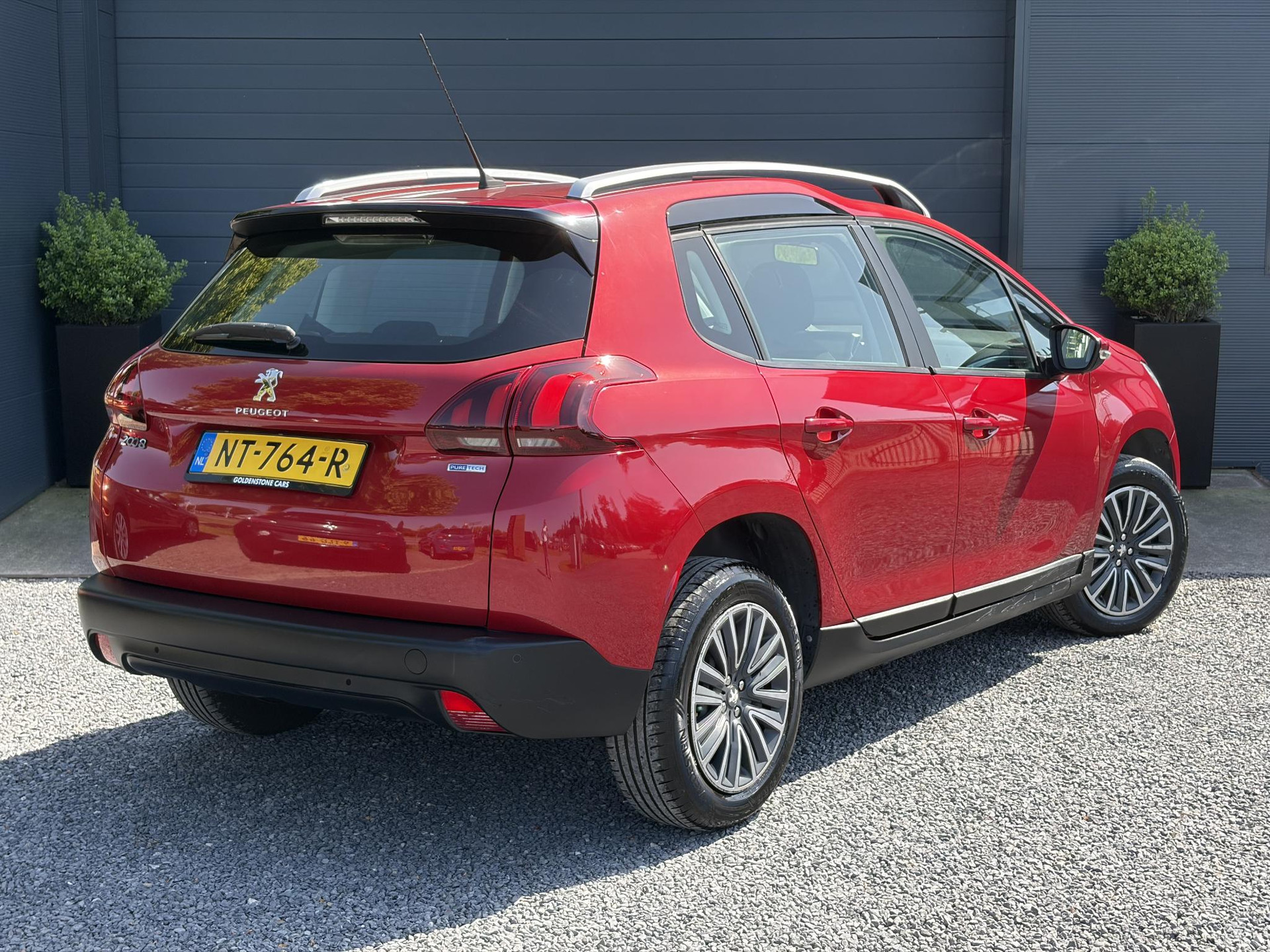 Peugeot 2008 1.2 PureTech Active 110pk,Dealer Onderhouden,Navi,Carplay,Airco,Cruise,Pdc,N.A.P,Apk tot 05-2027