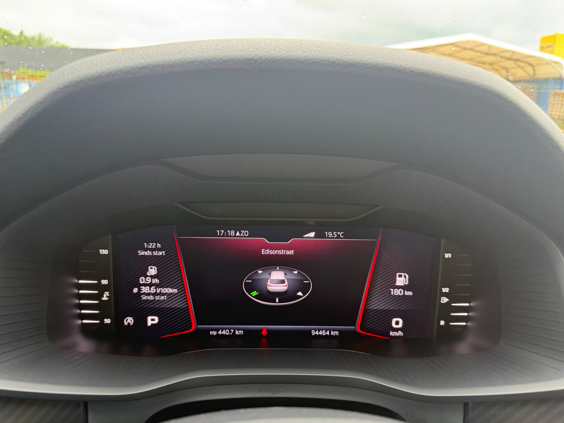 ŠKODA Kodiaq 1.5 TSI Sportline Business | 1E EIGENAAR | 3/6/12 MND GARANTIE | AUTOMAAT | PANO | LED | DAB | MEMORY | CARPLAY | DIGITAAL COCKPIT | TREKHAAK |