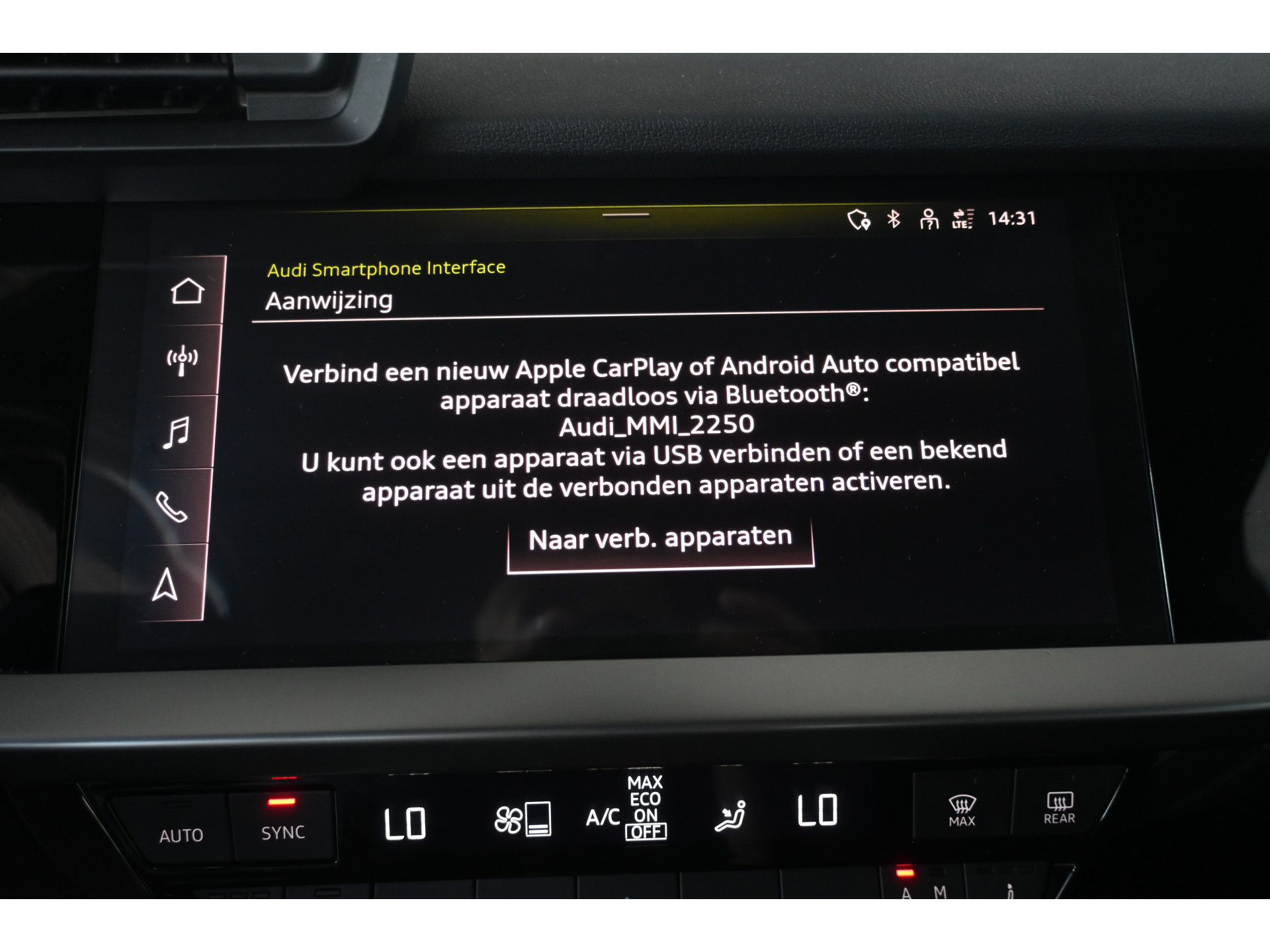Audi A3 Limousine 30 TFSI S Edition Virtual Cockpit Adaptieve Cruise Led Clima Carplay Inruil Mogelijk!