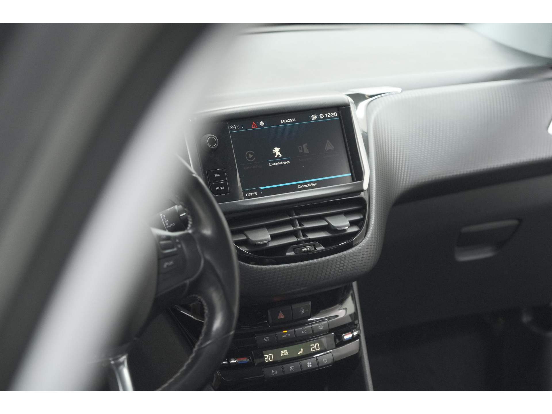 Peugeot 2008 PureTech 130 Allure | Camera | Apple Carplay | Parkeersensoren | Navigatie