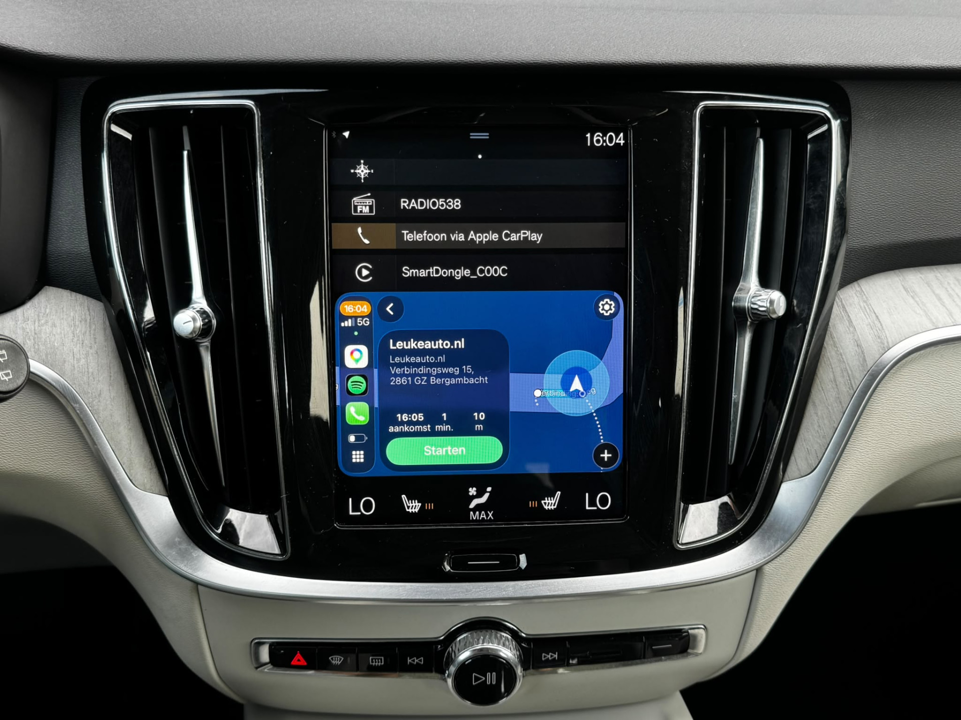 Volvo V60 2.0 T5 250PK Inscription Pano Head-UP Trekhaak
