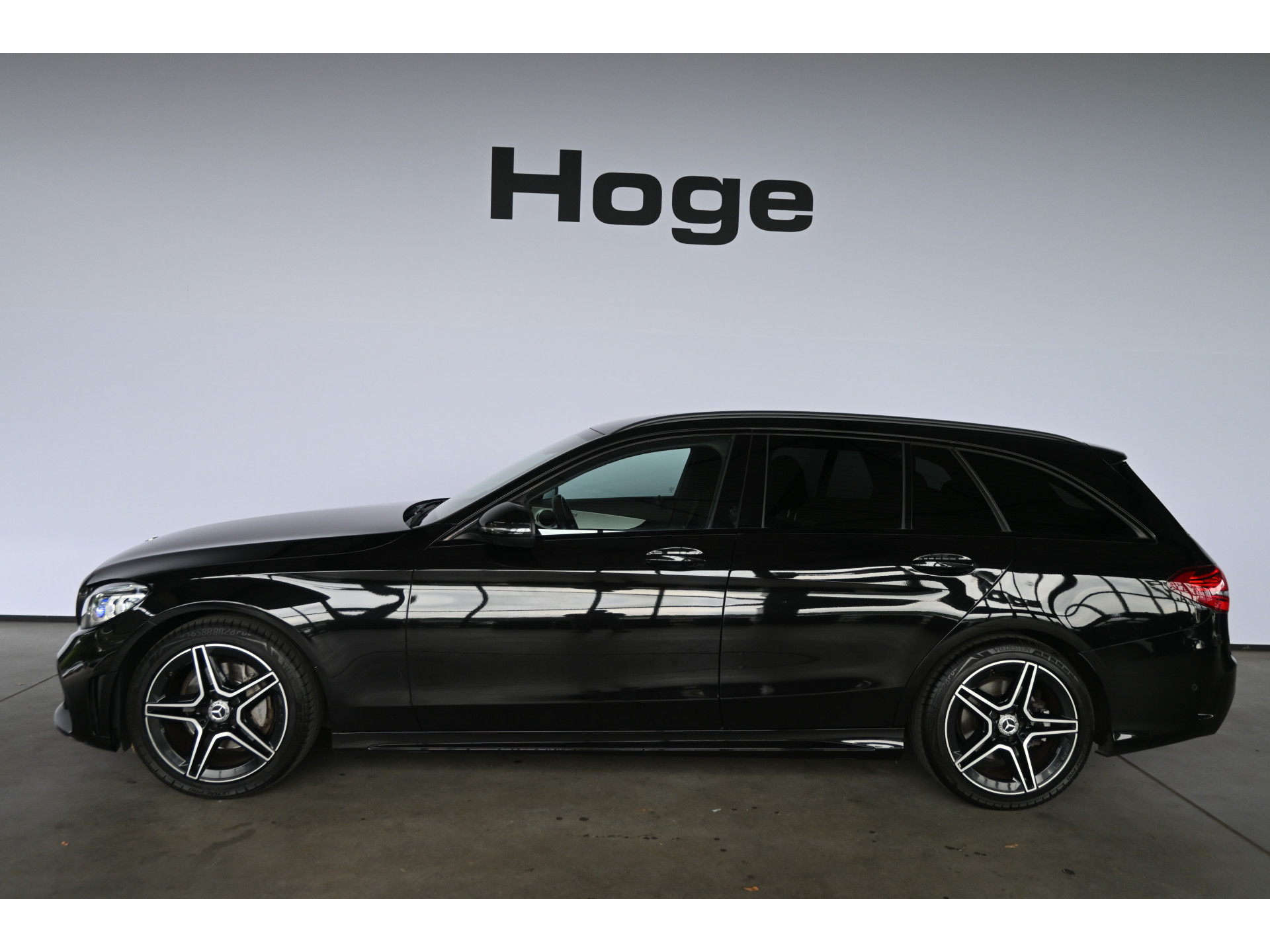 Mercedes-Benz C-klasse Estate 180 Business Solution AMG Line Navigatie Carplay Stoelverwarming Virtual Rijklaarprijs! Inruil Mogelijk!