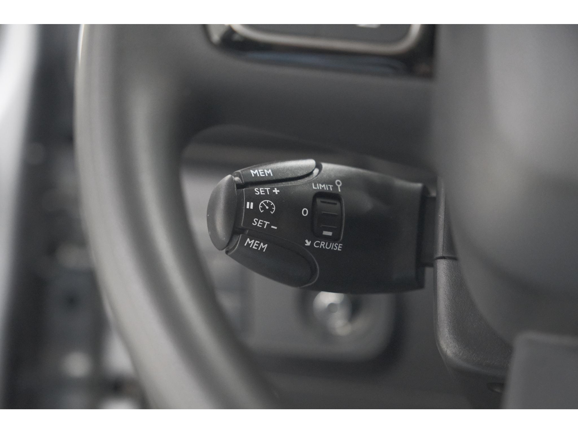 Citroen C3 PureTech 82 C-Series | Trekhaak | Stoelverwarming | Camera | Apple CarPlay