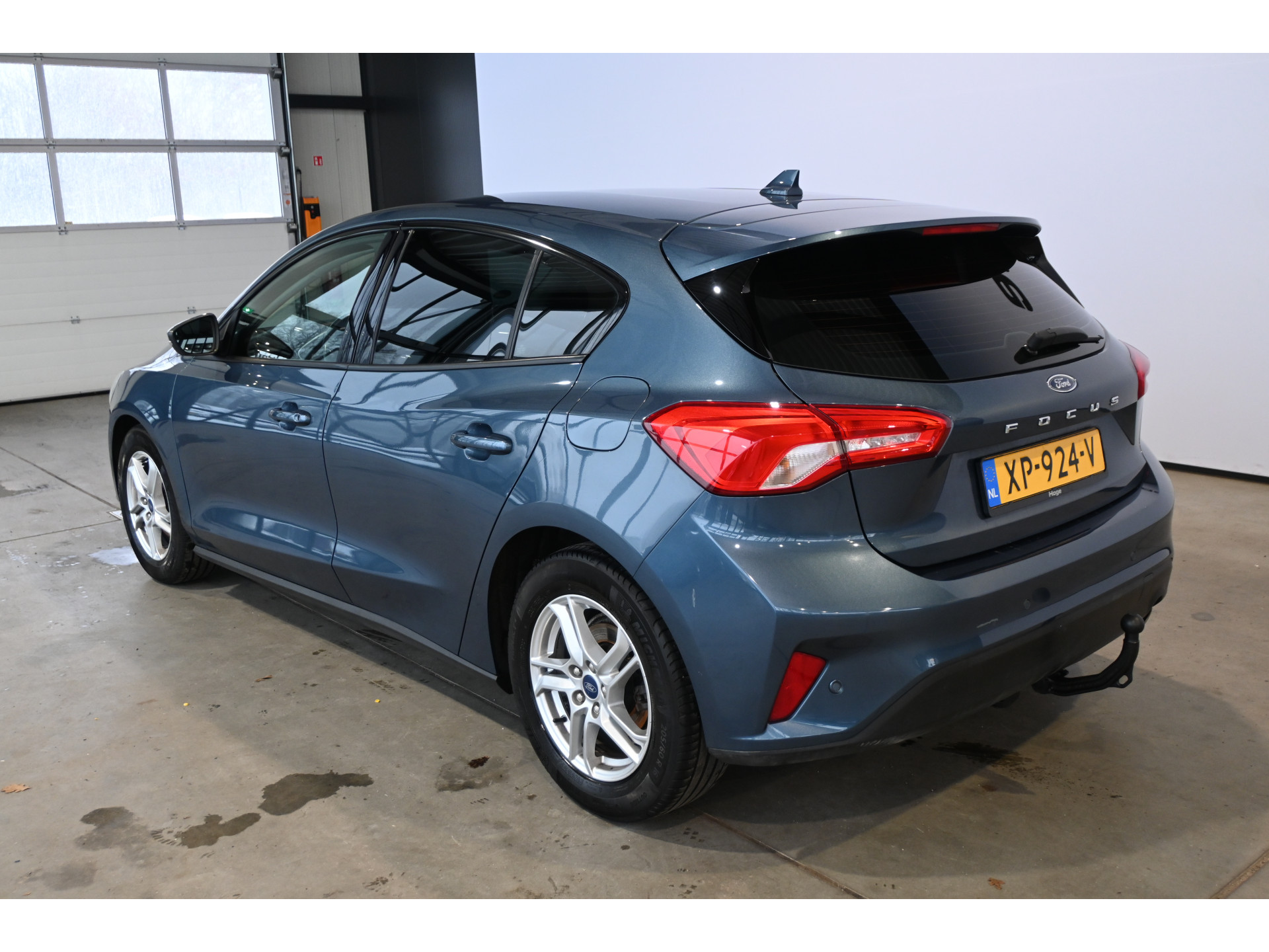 Ford Focus 1.0 EcoBoost Edition Business Lane Assist Adaptieve Cruise Trekhaak Apple Carplay Clima Stoel/Stuur verwarming Inruil Mogelijk!