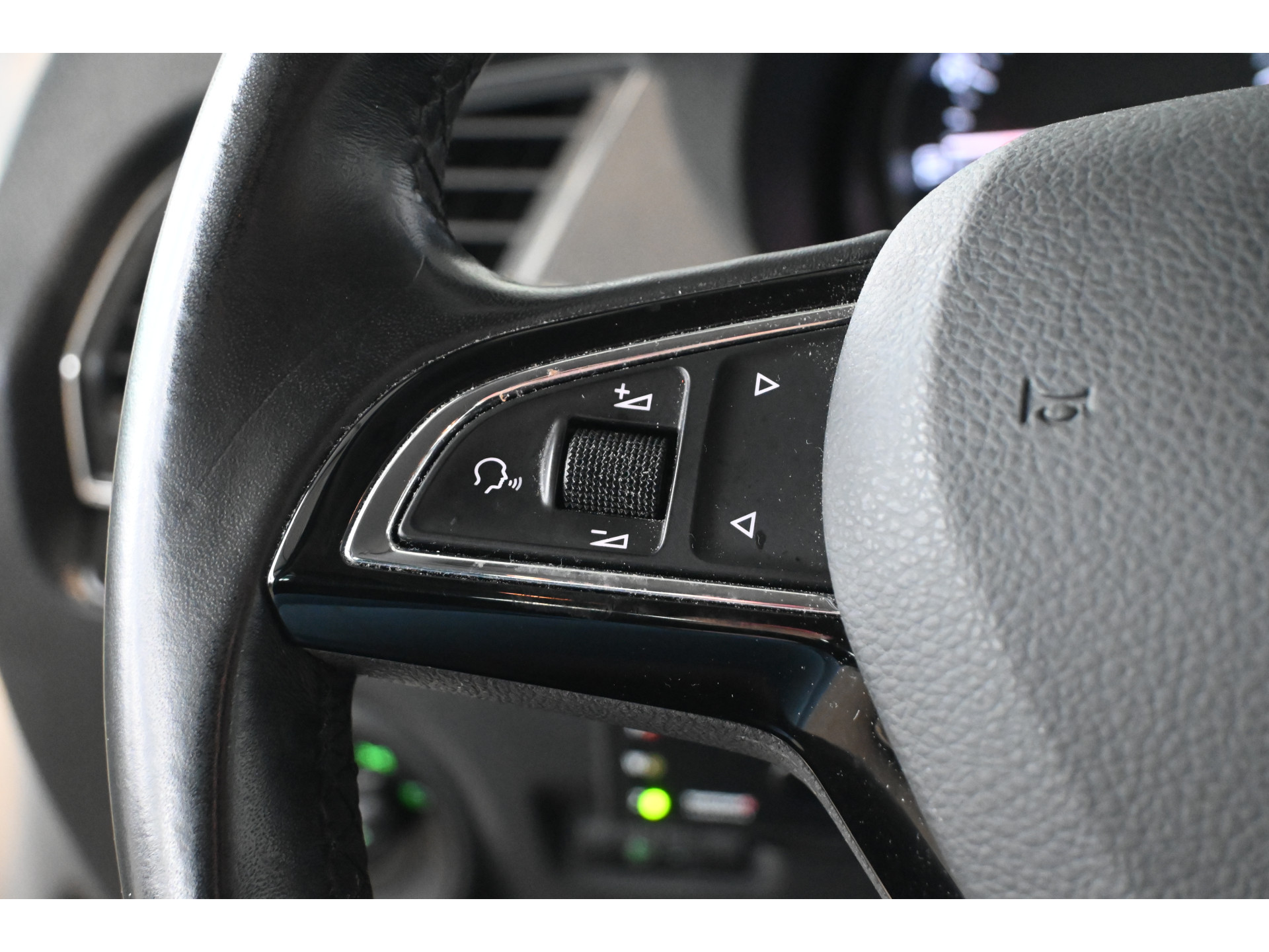 ŠKODA Fabia Combi 1.0 TSI Ambition Business Airco Navigatie Cruise Control Rijklaarprijs Inruil Mogelijk!