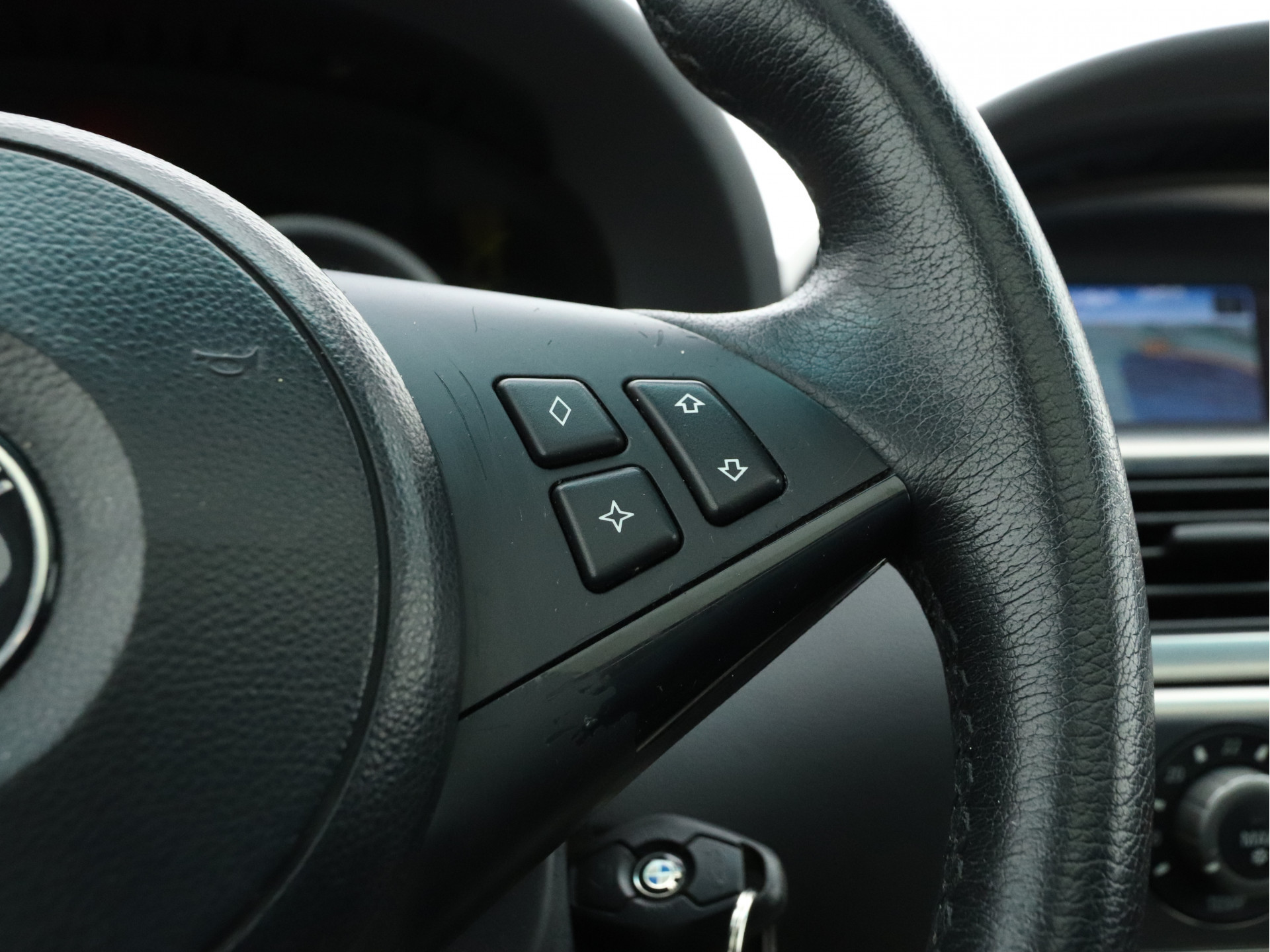 BMW 6-serie 645Ci S (⚠️) Aut. PANO | BI-XENON | DAKOTA-FULL-LEATHER | NAVI-FULLMAP | HIFI-SOUND | PDC | MEMORY-PACK |  ECC | CRUISE | CONTOUR-SPORT-SEATS | 19"ALU*