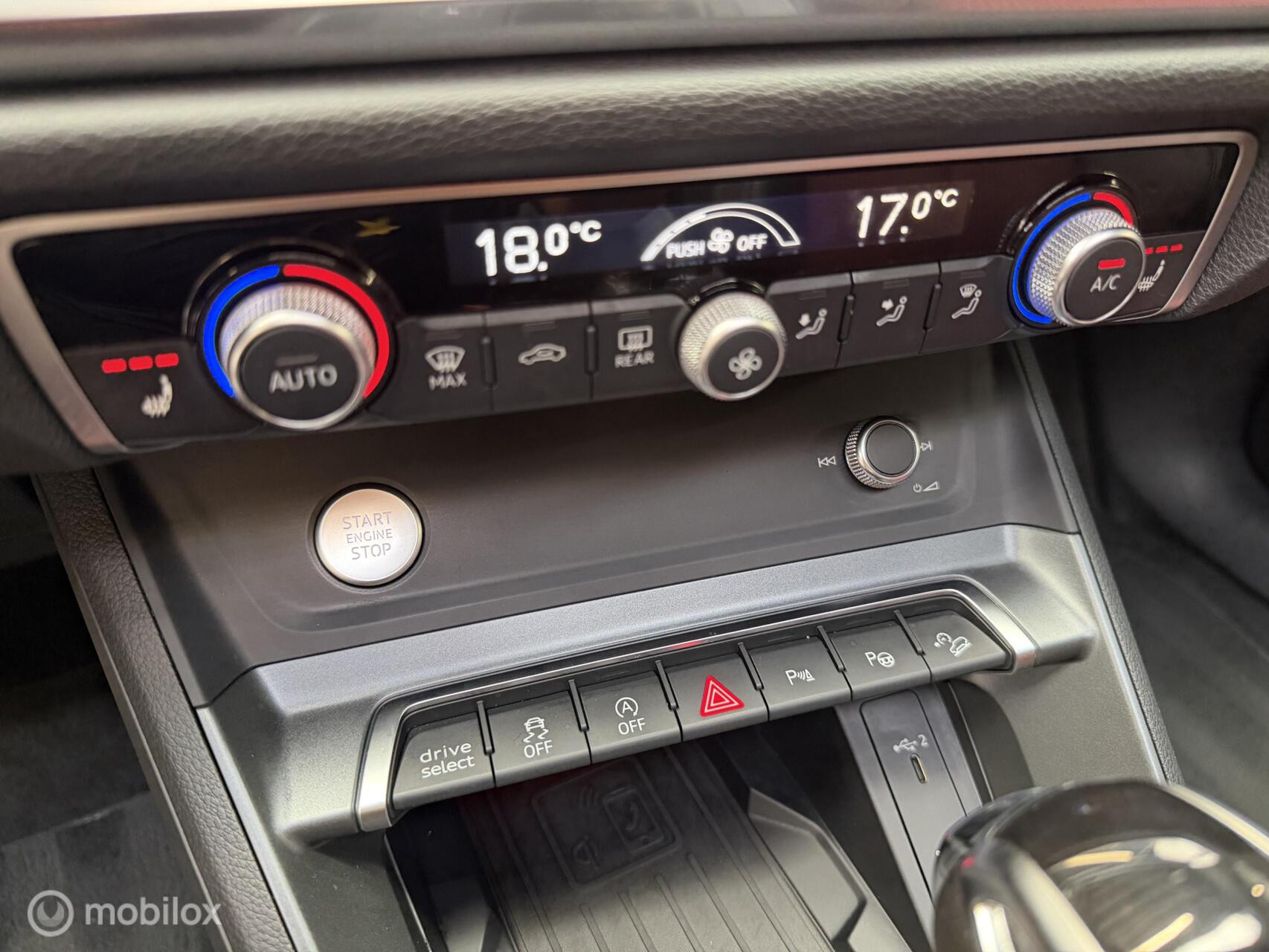 Audi Q3 40 TFSI Quatrro S-tronic 190 PK | 3x S line | 360Cam