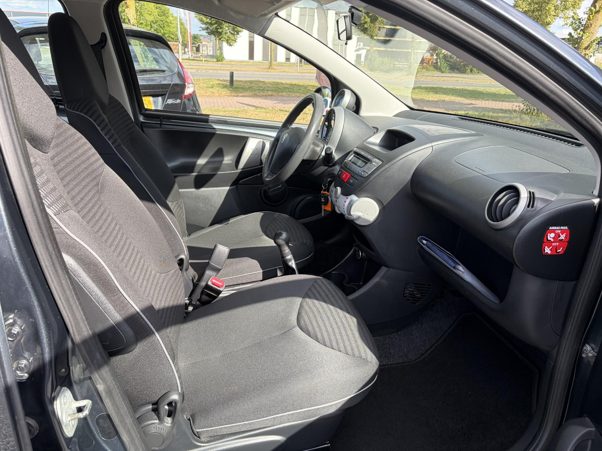 Peugeot 107 1.0 Active 2e Eigenaar,Airco,5 Deurs,N.A.P,Zeer Zuinig,Weinig km,Apk tot 04-2027