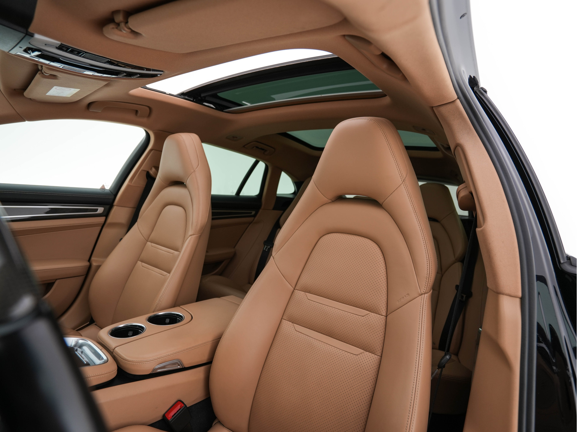 Porsche Panamera Sport Turismo 3.0 4 Sportchrono-Pack Aut. *PANO | LEATHER | MATRIX-LED | BOSE-SURROUND | MEMORY-PACK | TOPVIEW | KEYLESS | NAVI-FULLMAP | HEATED-SPORTSEATS | DAB+ | PRIVACYGLASS | SHIFTPADDLES | SPORT-EXHAUST | 21''ALU*