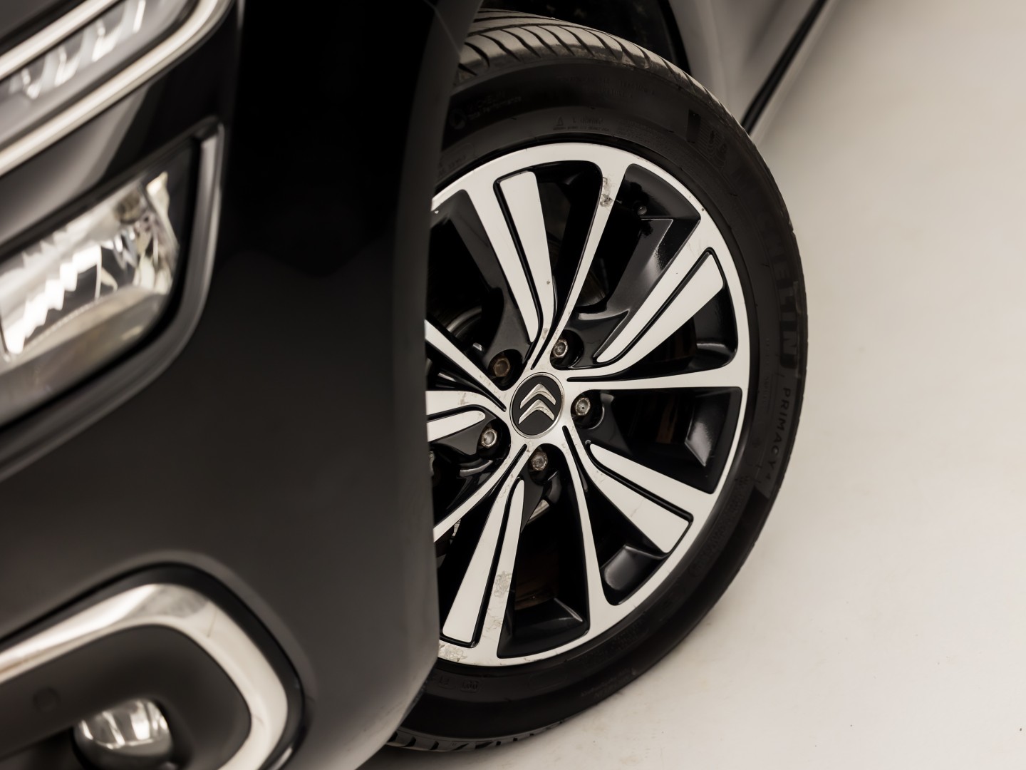 Citroën Grand C4 Spacetourer 1.2 PureTech Sport 7 Persoons Automaat 131Pk (APPLE CARPLAY, DB-RIEM VERVANGEN, GROOT NAVI, CAMERA, GETINT GLAS, TREKHAAK, NIEUWE APK, NIEUWSTAAT)