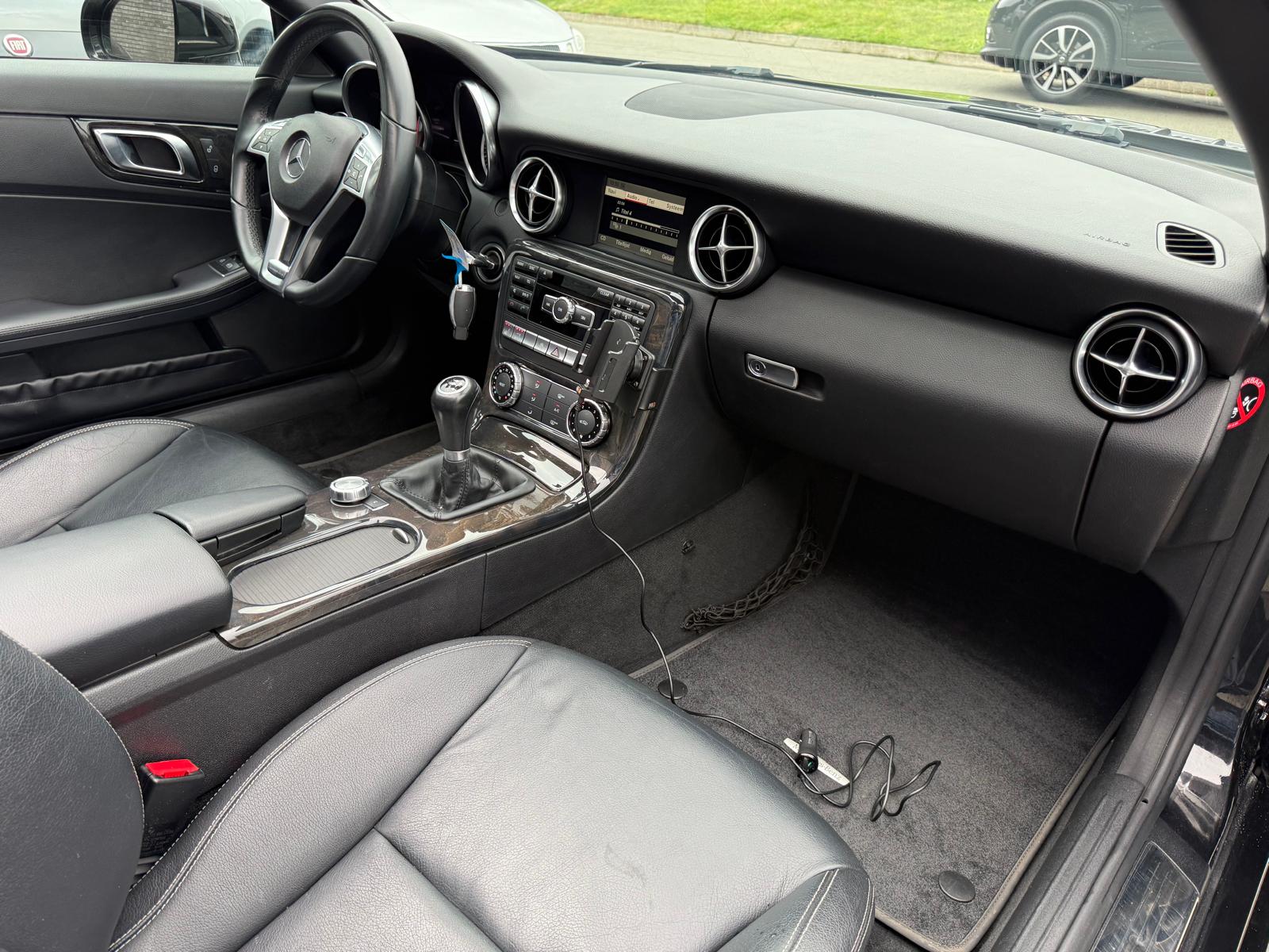 Mercedes-Benz SLK-klasse 200 | 3/6/12MND GARANTIE | CRUISE | NAVI | BLUETOOTH | LEDER | AIRCO |