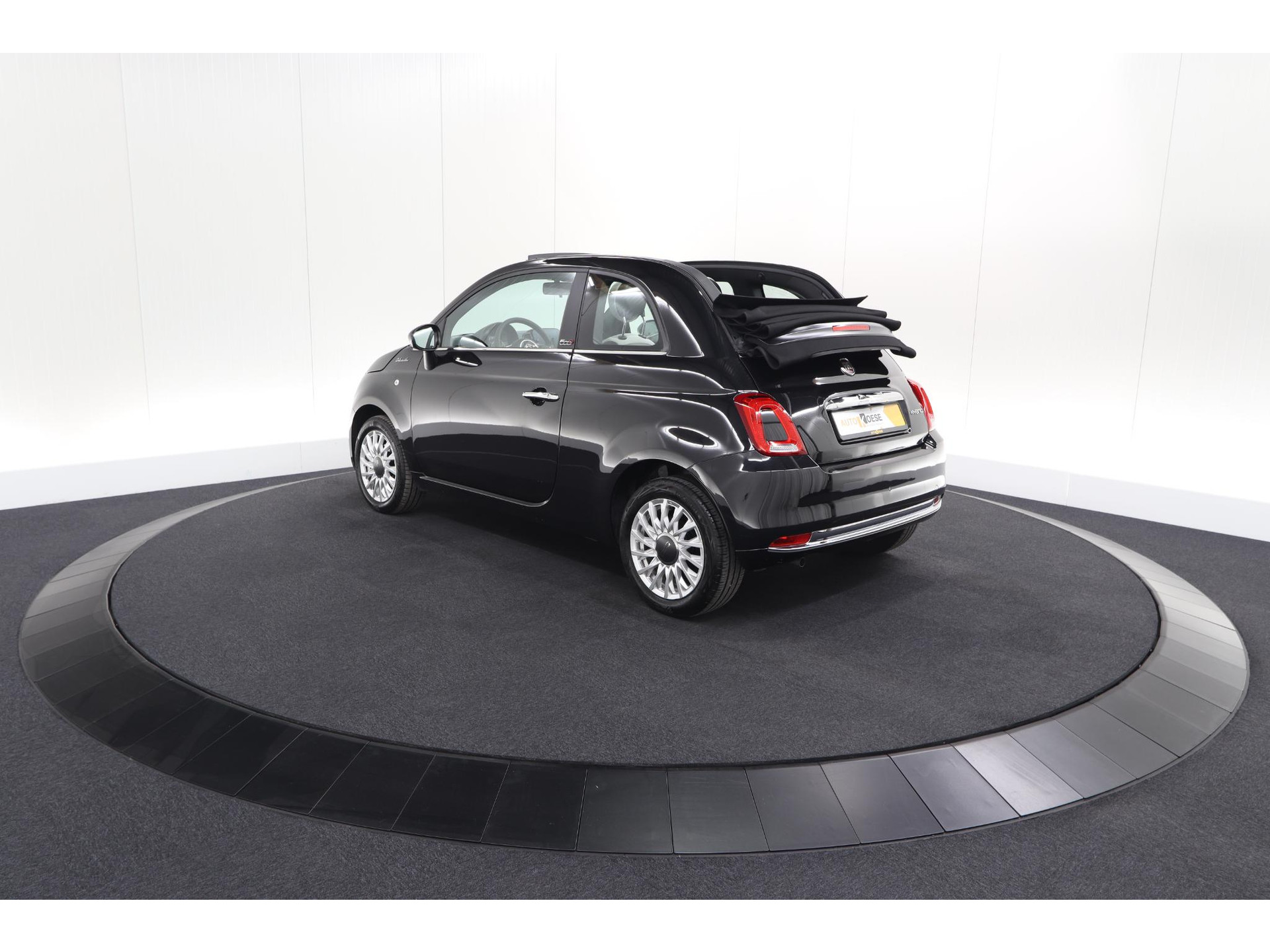 Fiat 500 C 1.0 Hybrid Dolcevita | Elektrisch Vouwdak | Apple Carplay | Parkeersensoren | Climate Control