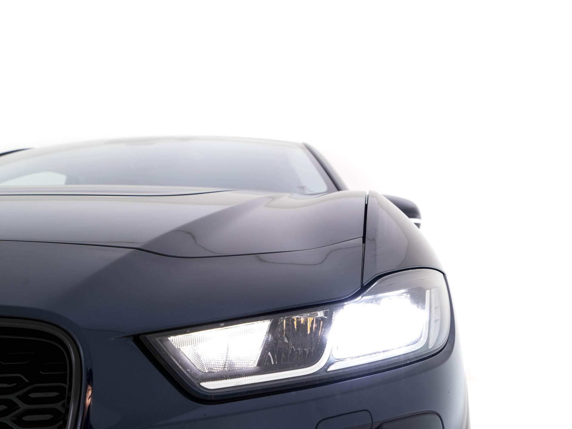 Jaguar I-PACE EV320 S AWD Business Pack 90 kWh [ 3-Fase ] {SOH-88%} (INCL-BTW) *LEATHER | FULL-LED | MERIDIAN-AUDIO | DIGI-COCKPIT | KEYLESS | DAB+ | NAVI-FULLMAP | ECC | HEATED-COMFORTSEATS | PDC | SURROUND-VIEW | CRUISE | LANE-ASSIST | TOWBAR | 20''A