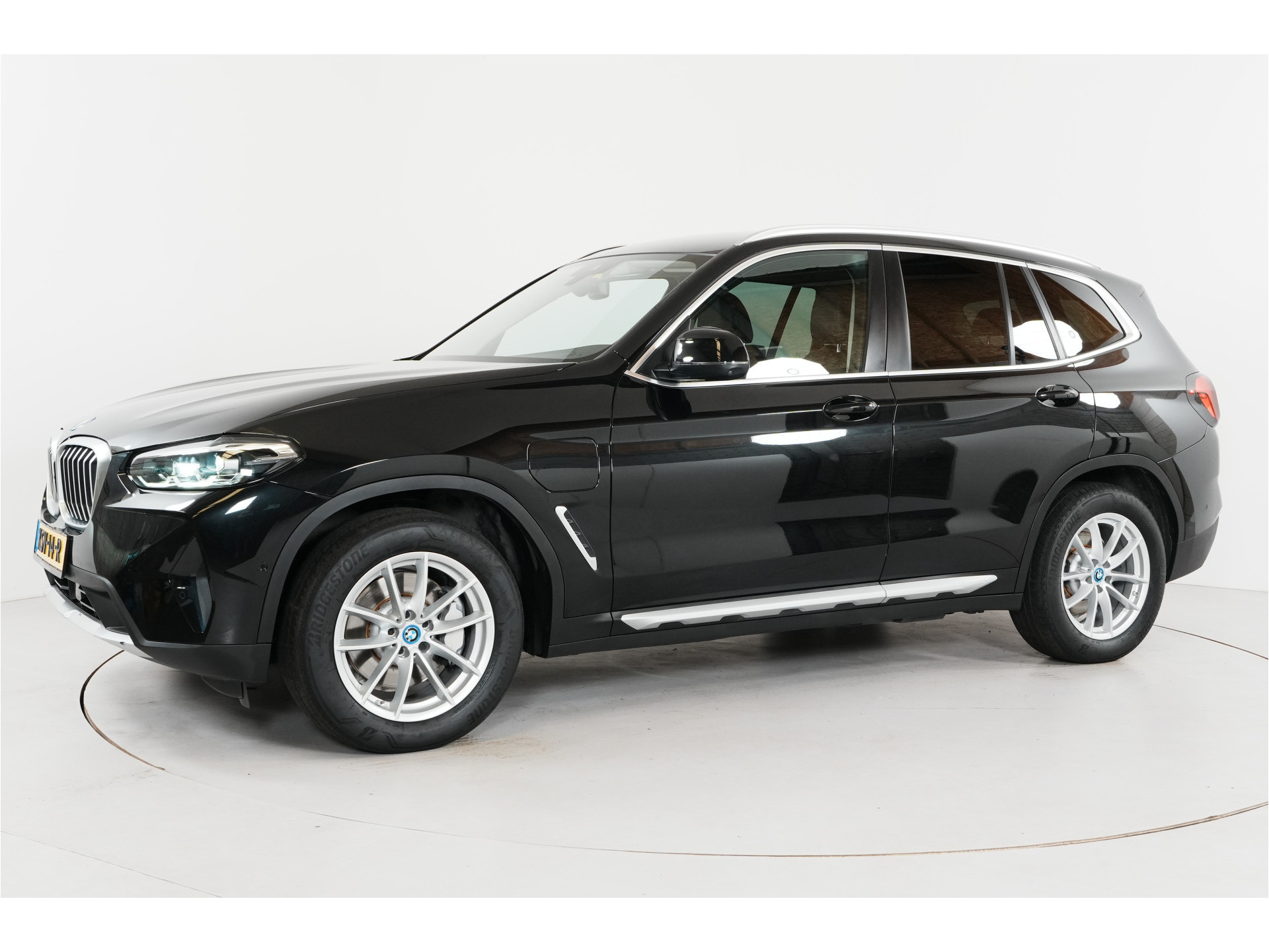 BMW X3 xDrive30e PHEV 293 pk | SOH 96% | Leder | 360° Cam | Adaptive Cruise | Sportstoelen |