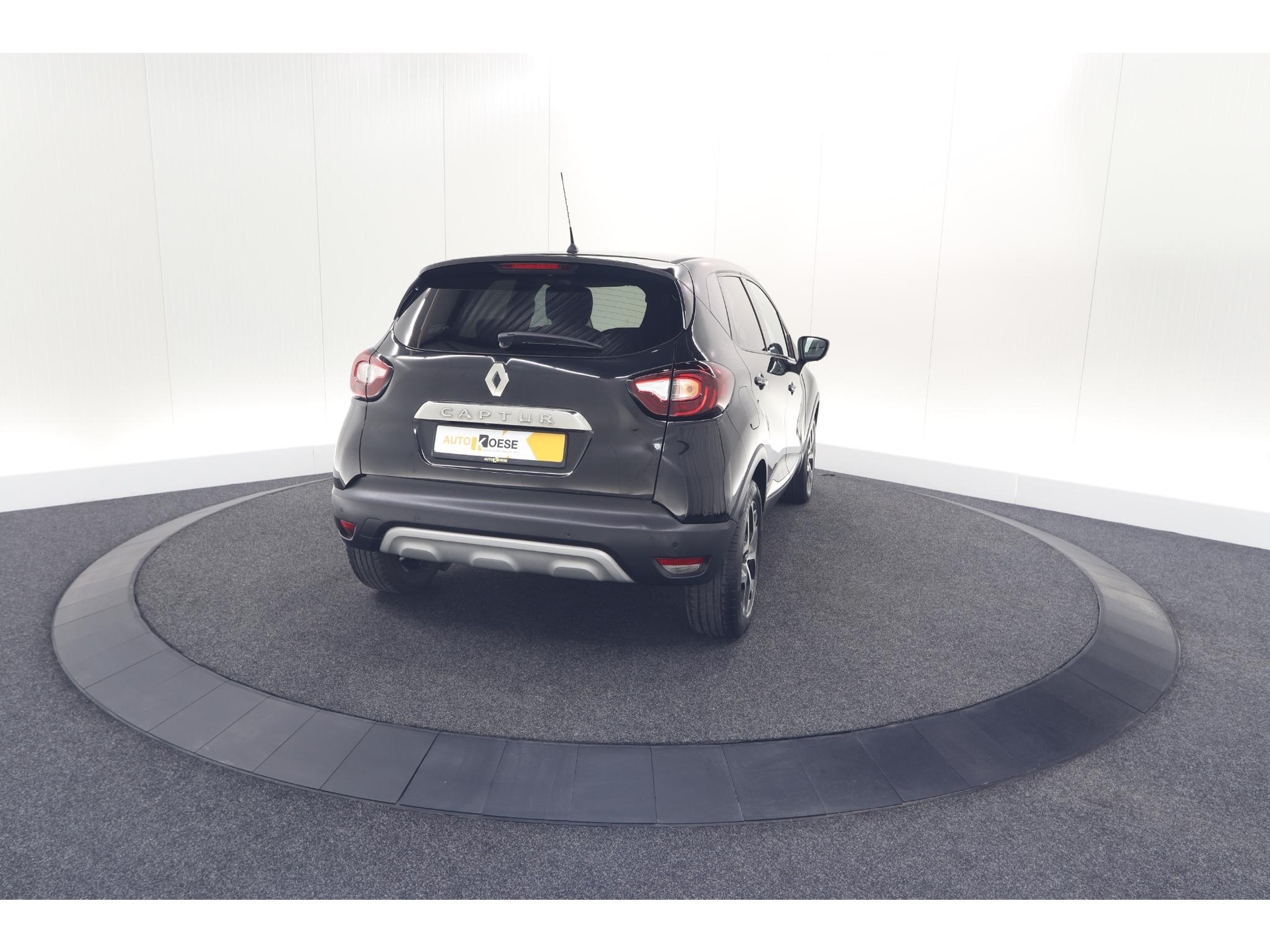Renault Captur TCe 130 Intens | Camera | Navigatie | Parkeersensoren | Climate Control
