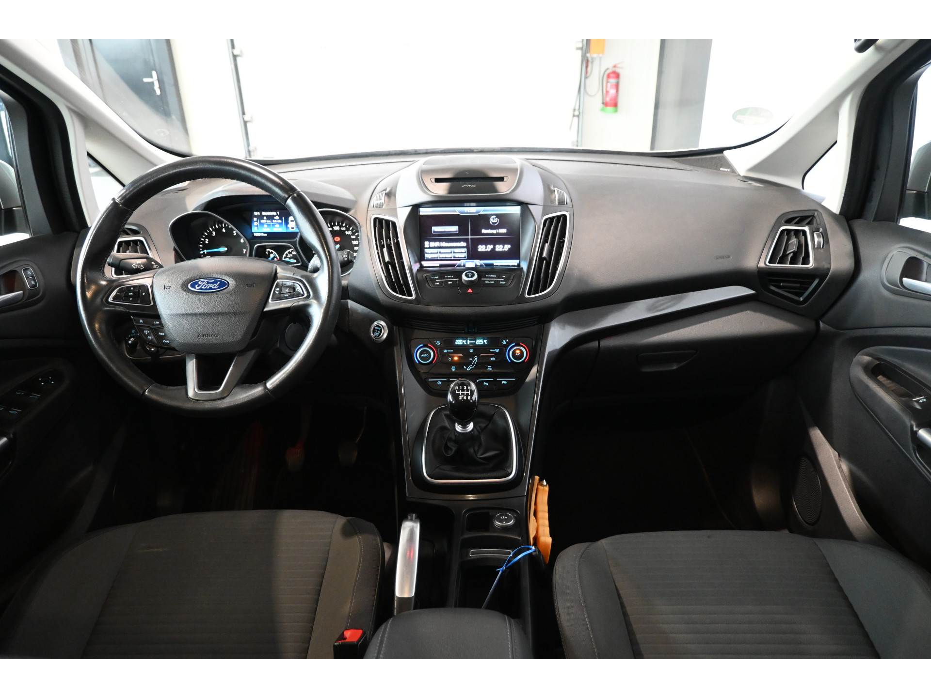 Ford C-Max 1.0 Titanium Clima Cruise control Navigatie Rijklaarprijs Inruil Mogelijk!