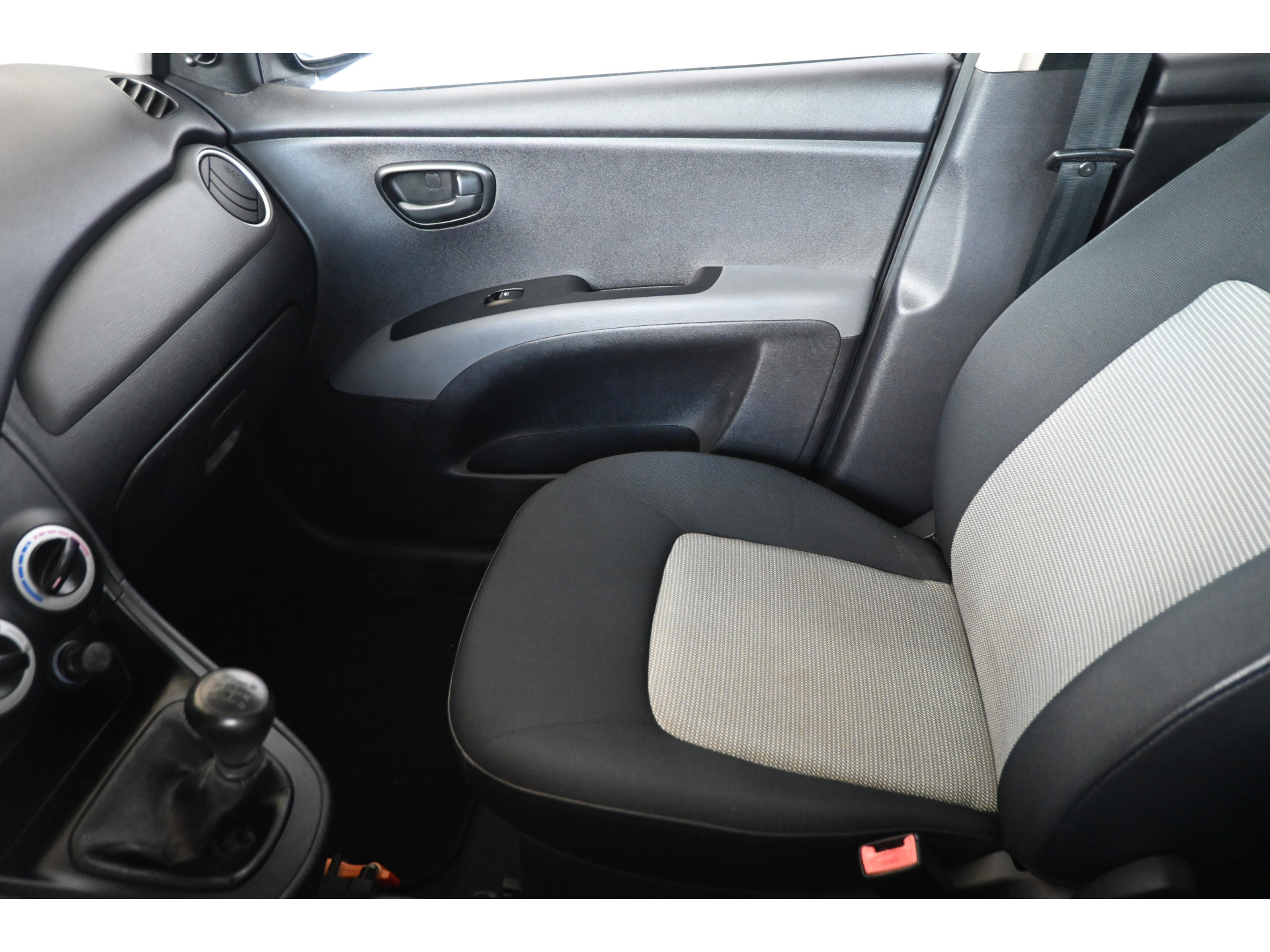 Hyundai i10 1.1 Active Cool Airco Elektrisch Pakket! Trekhaak All in Prijs! Inruil Mogelijk!