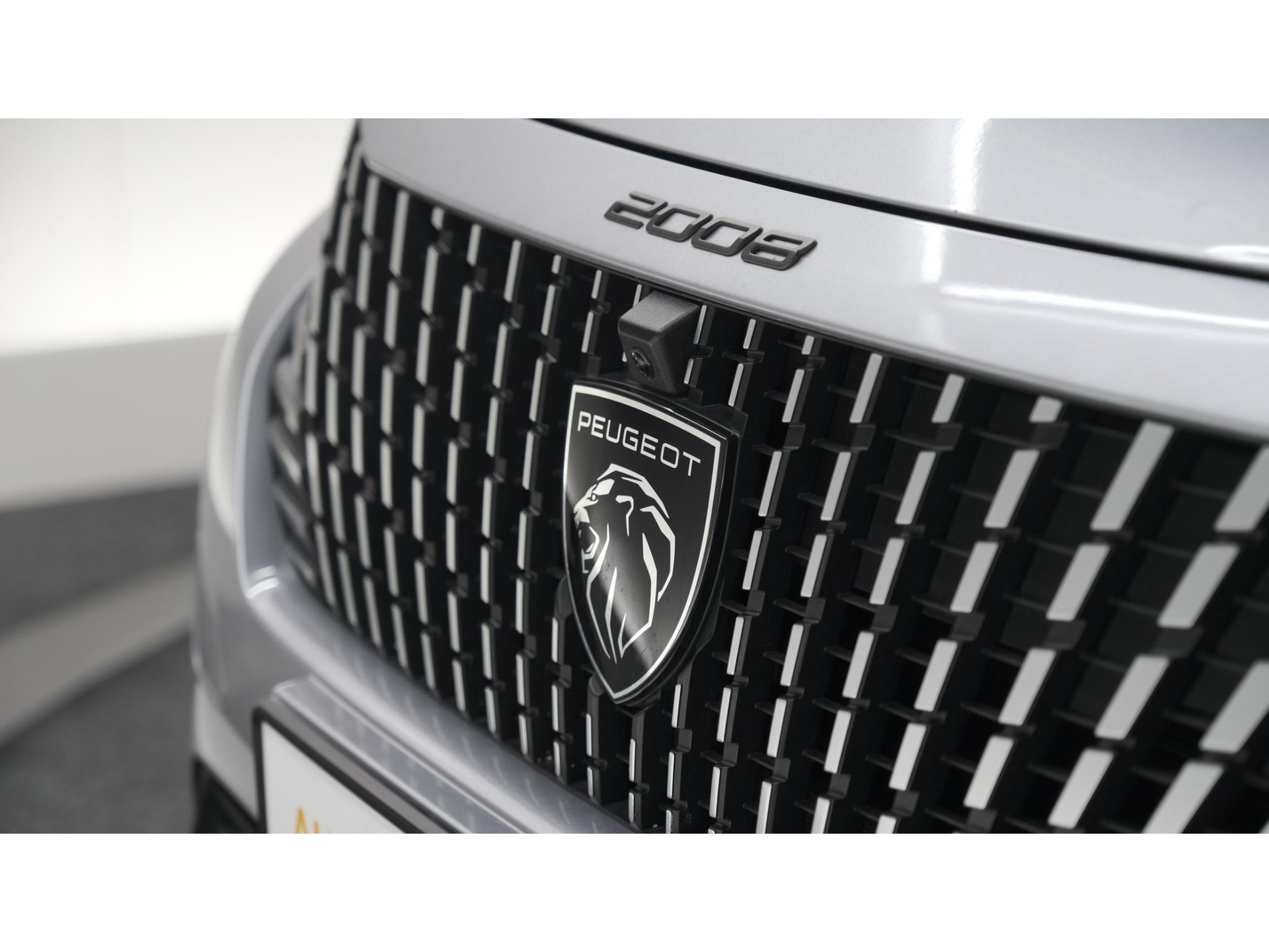 Peugeot 2008 PureTech 130 EAT8 GT | 360 Camera | Adaptieve Cruise Control | Dodehoekdetectie | Apple Carplay