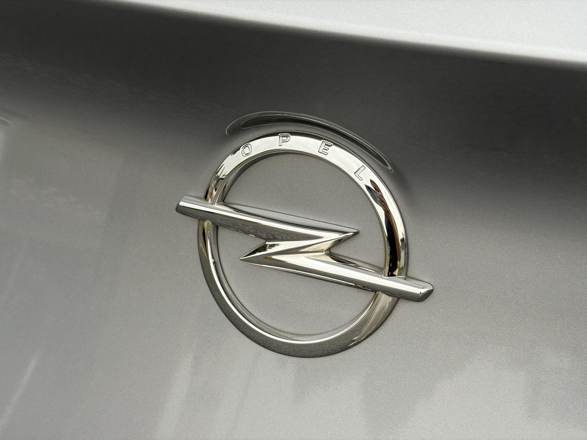 Opel Grandland X 1.2 Turbo Ultimate D-riem vv in 12-2024,1e Eigenaar,360° Camera,Trekhaak,131pk,6 Bak,Navi,Halfleder,Dodehoek,Rijstrooksensor,Keyless,Stoelverw,N.A.P,Apk tot 02-2027