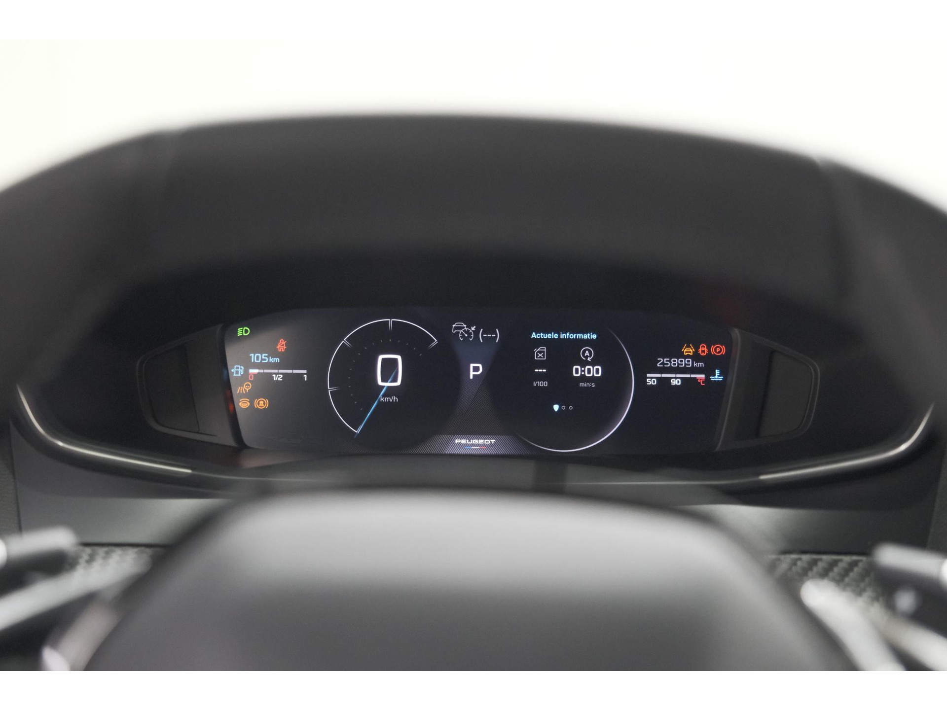 Peugeot 2008 PureTech 130 EAT8 Allure | Allseason banden | 360 Camera | Dodehoekdetectie | Apple Carplay | Stoelverwarming