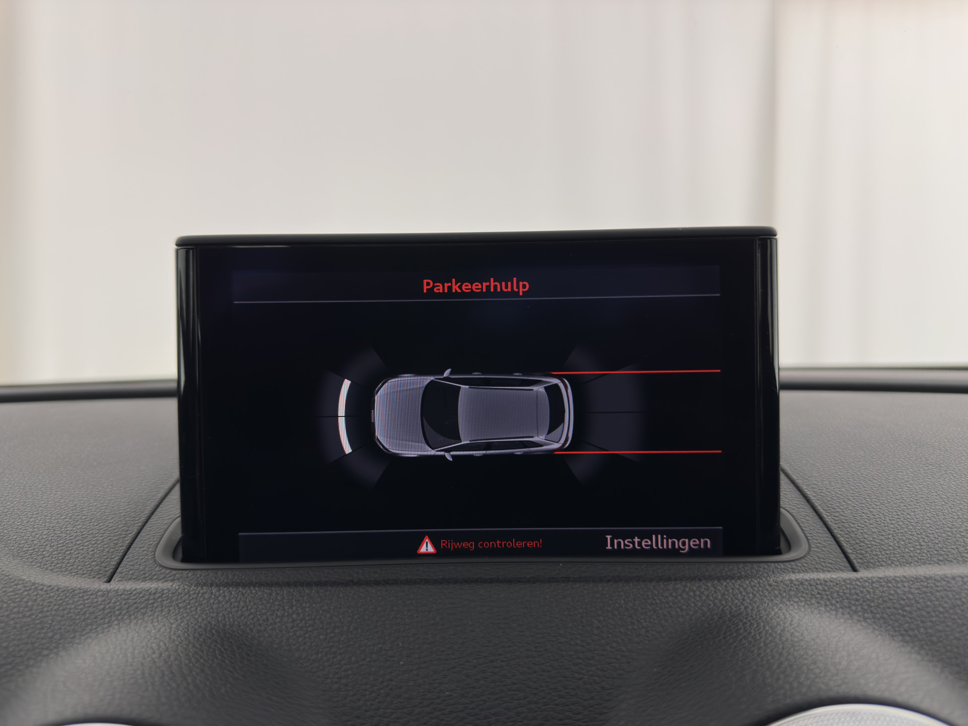 Audi A3 Sportback 1.4 e-tron Plug-In Pro Line plus Aut. *LEATHER-FABRIC | FULL-LED | NAVI-FULLMAP | KEYLESS | SPORT-SEATS | AUDI-SOUND | TOWBAR | 17''ALU*