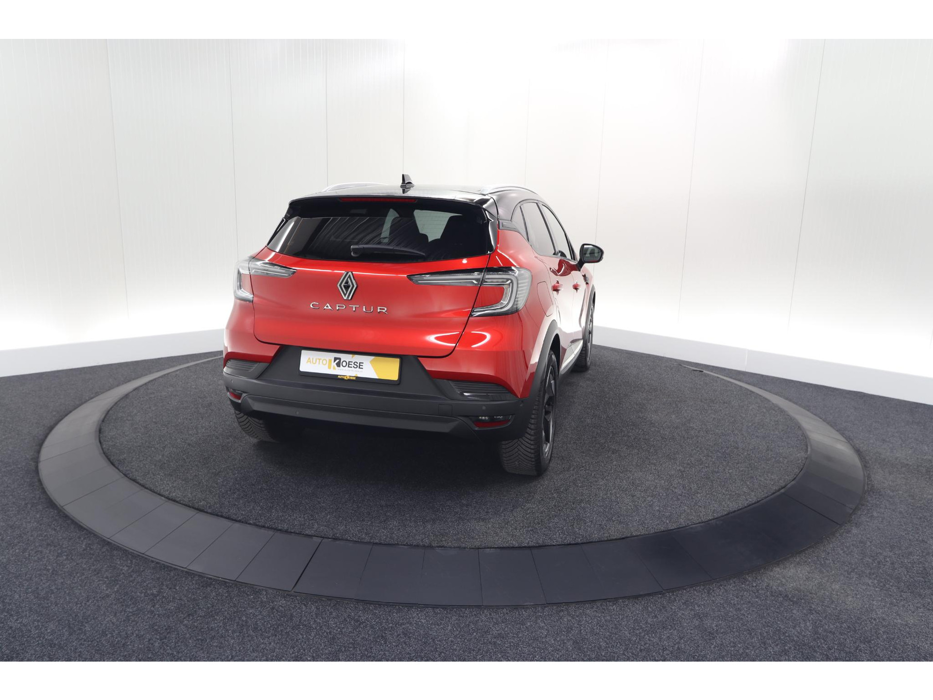 Renault Captur TCe 90 techno | Nieuw Model | Camera | Harman Kardon | Apple Carplay | Parkeersensoren | 18 Inch Lichtmetalen Velgen