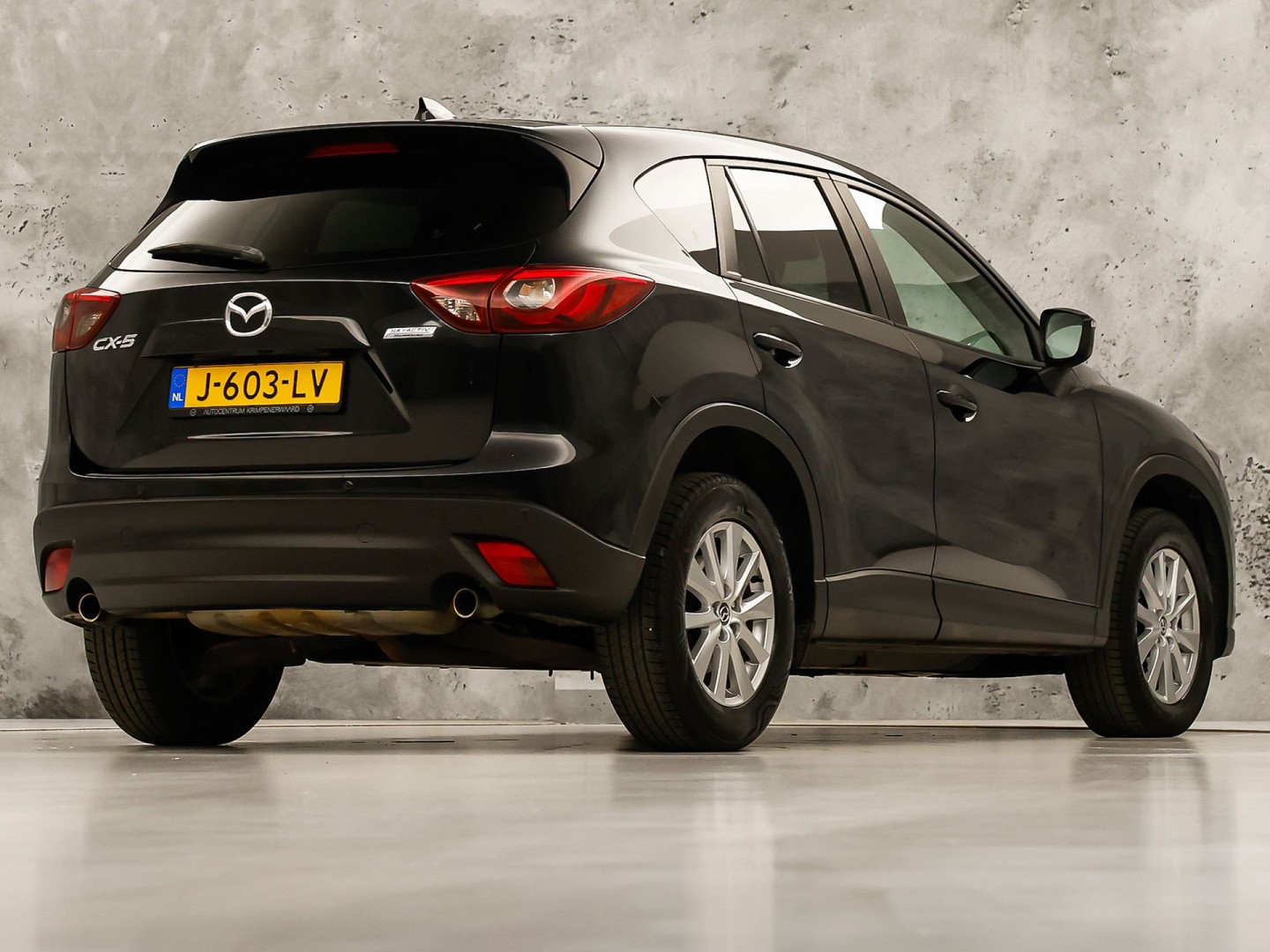 Mazda CX-5 2.0 SkyActiv-G 165 TS 2WD (NAVIGATIE, CLIMATE, STOELVERWARMING, GETINT GLAS, PARKEERSENSOREN, CRUISE, NIEUWE APK, NIEUWSTAAT)