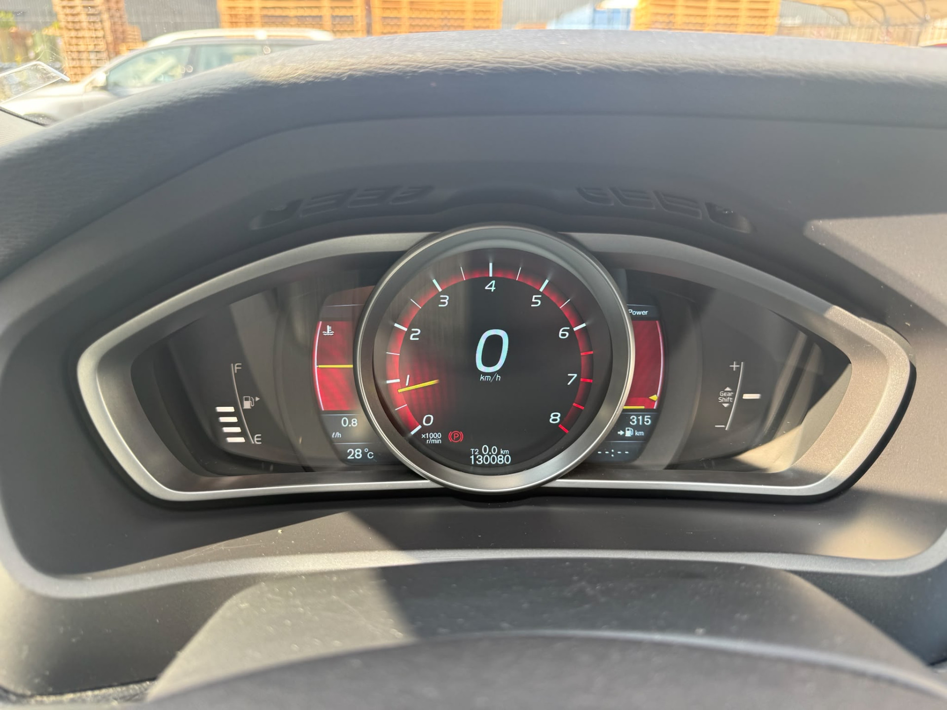 Volvo V40 Cross Country 1.6 T4 Momentum | 2E EIGENAAR | 3/6 OF 12 MND GARANTIE | NAVI | CRUISE |TREKHAAK | DEALER ONDERHOUDEN |