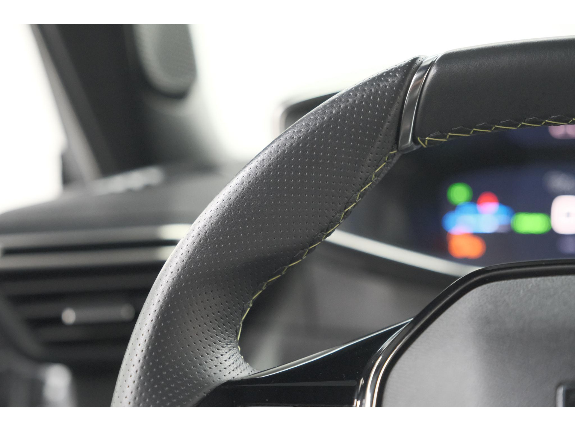 Peugeot e-2008 EV GT 50 kWh | 3 Fase | 360 Camera | Adaptieve Cruise Control | Dodehoekdetectie