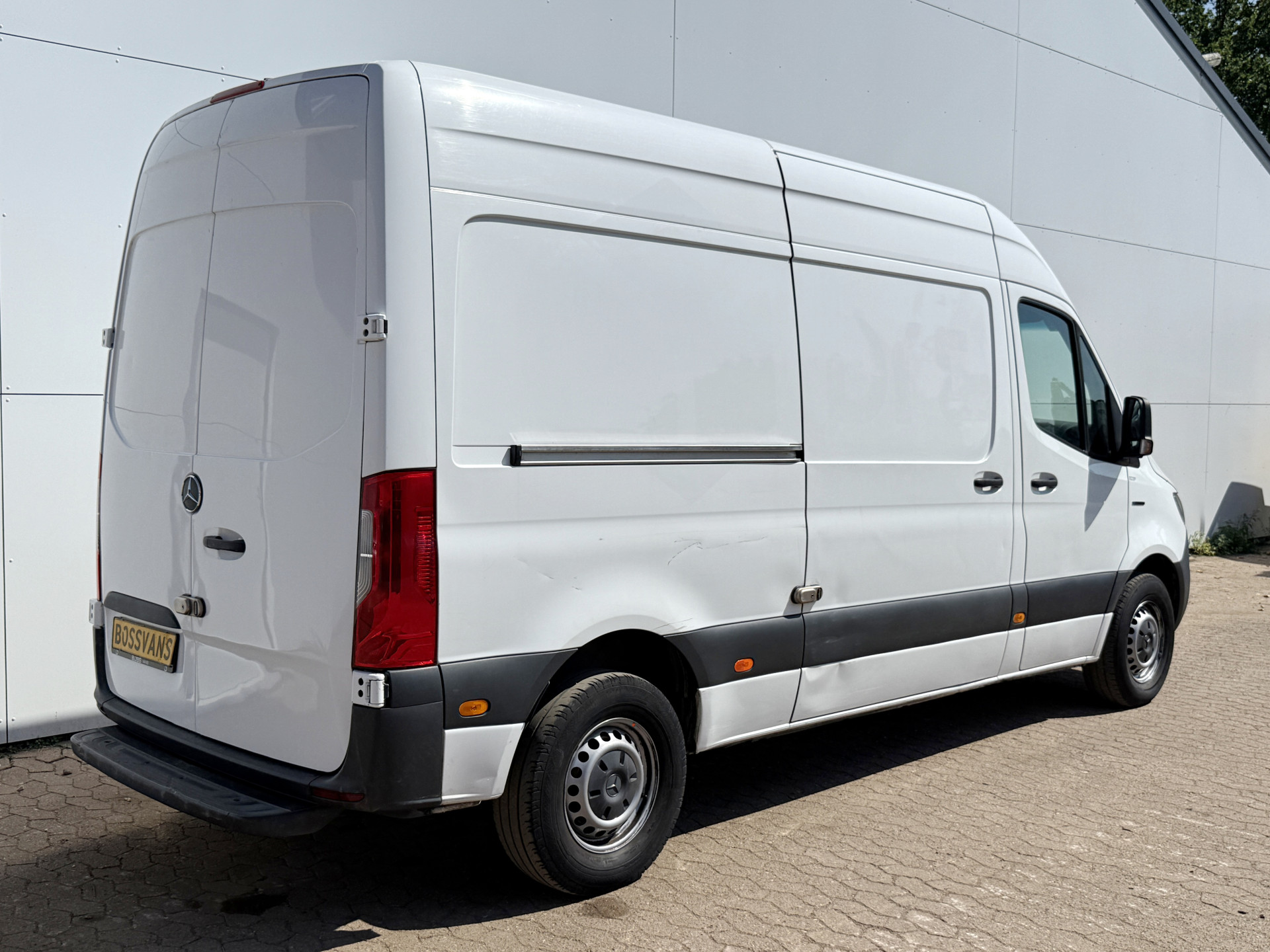 Mercedes-Benz eSprinter 312 55kWh L2H2 Elektrisch 168km WLTP 80kw Snelladen Climate Control