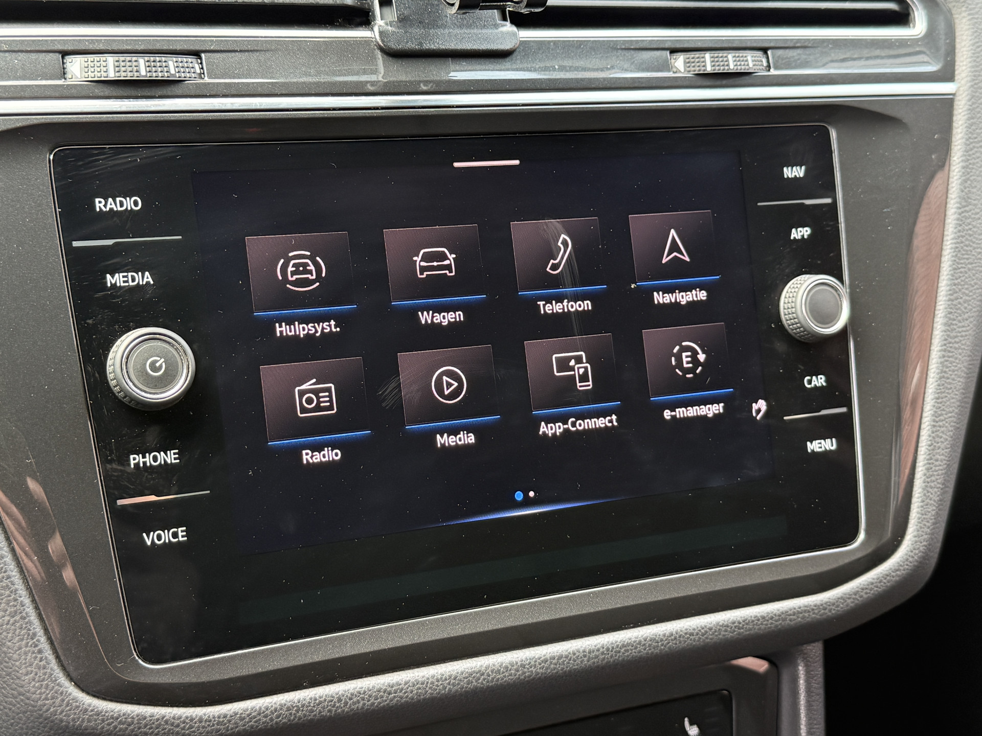 Volkswagen Tiguan 1.4 TSI eHybrid R-Line Business+ | Camera | Stoelverwarming | Dodehoeksensoren